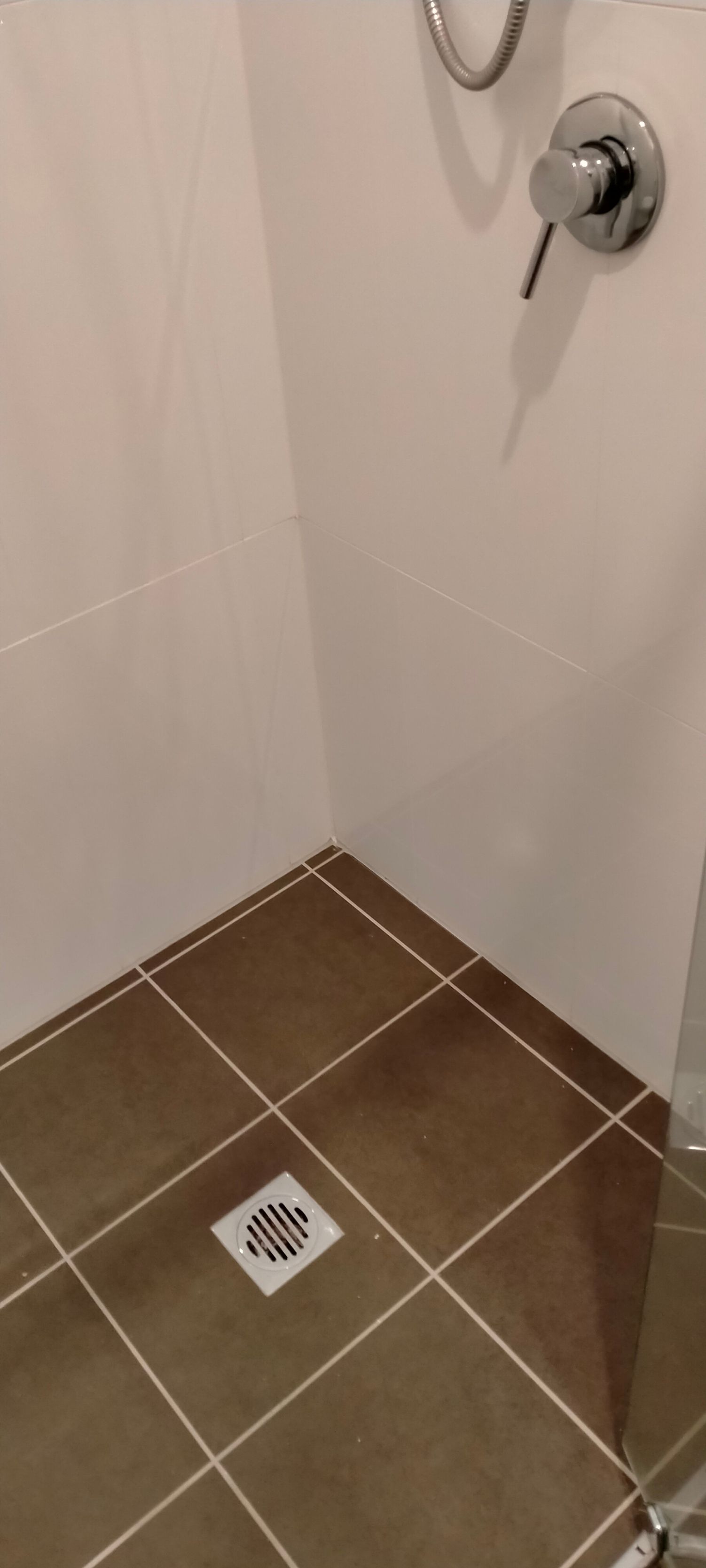 How to clean tiles for bathroom makeover... Bunnings community
