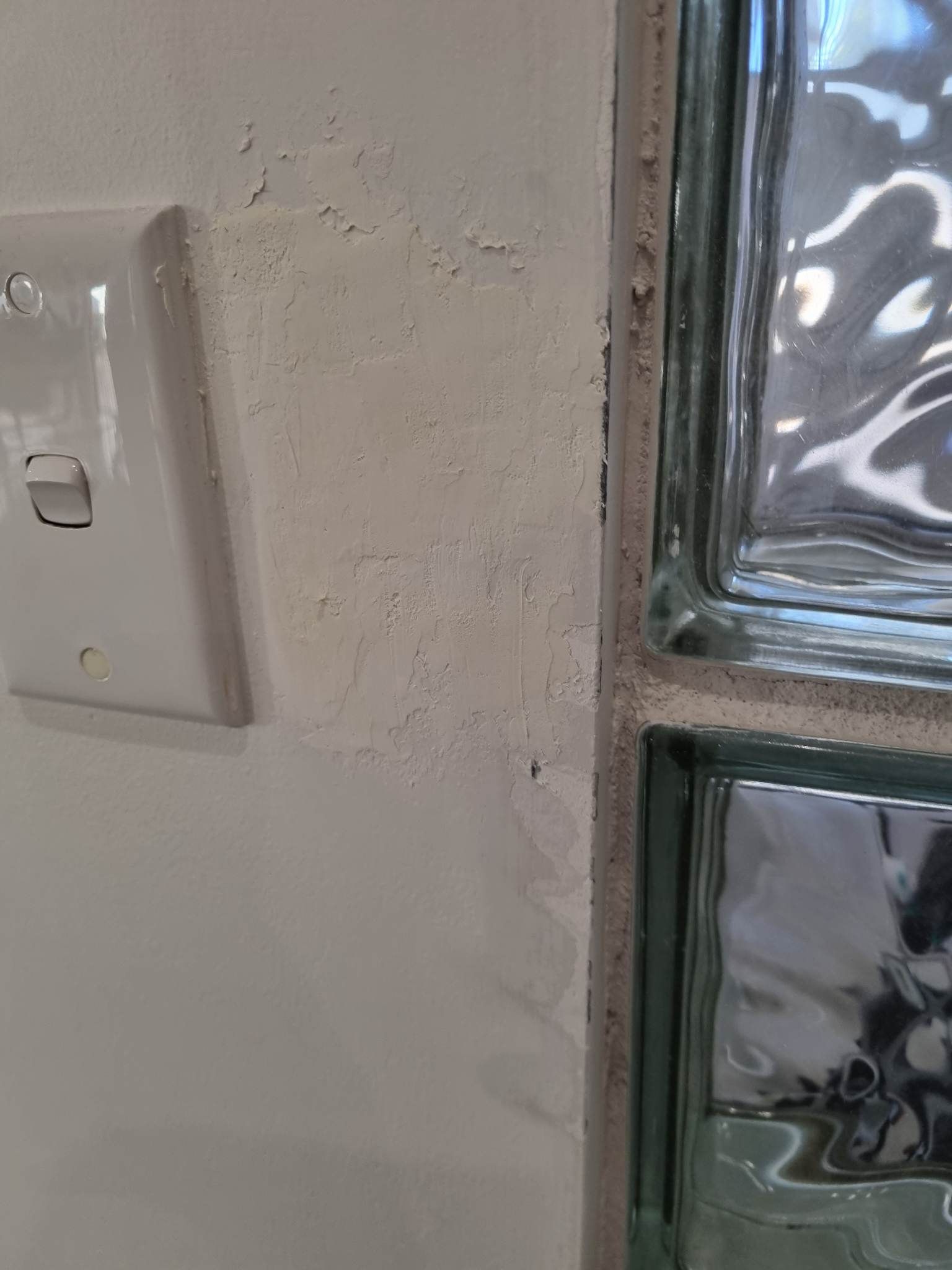How to repair holes in internal walls (p... Bunnings community