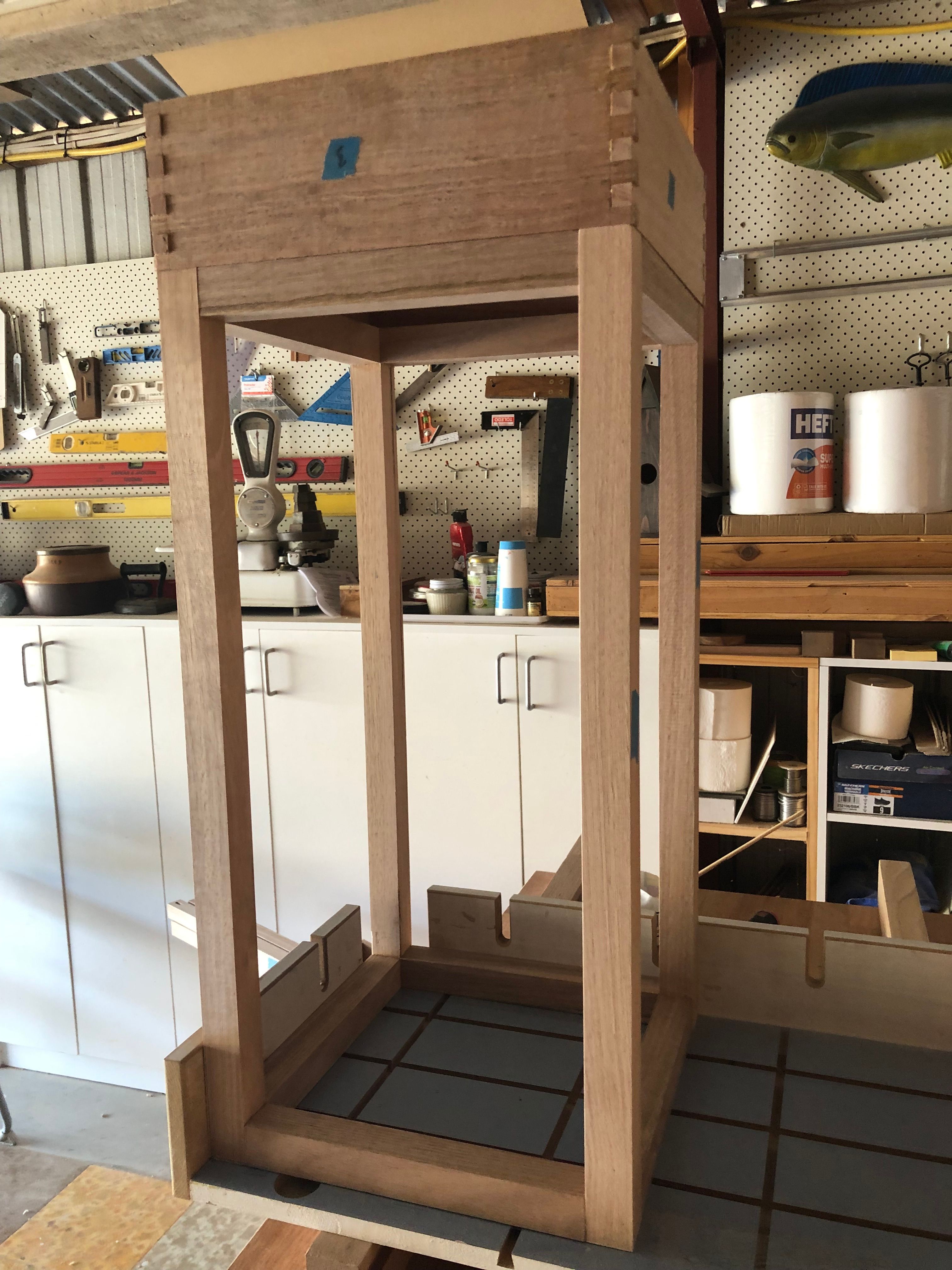 Pot plant stands Bunnings community