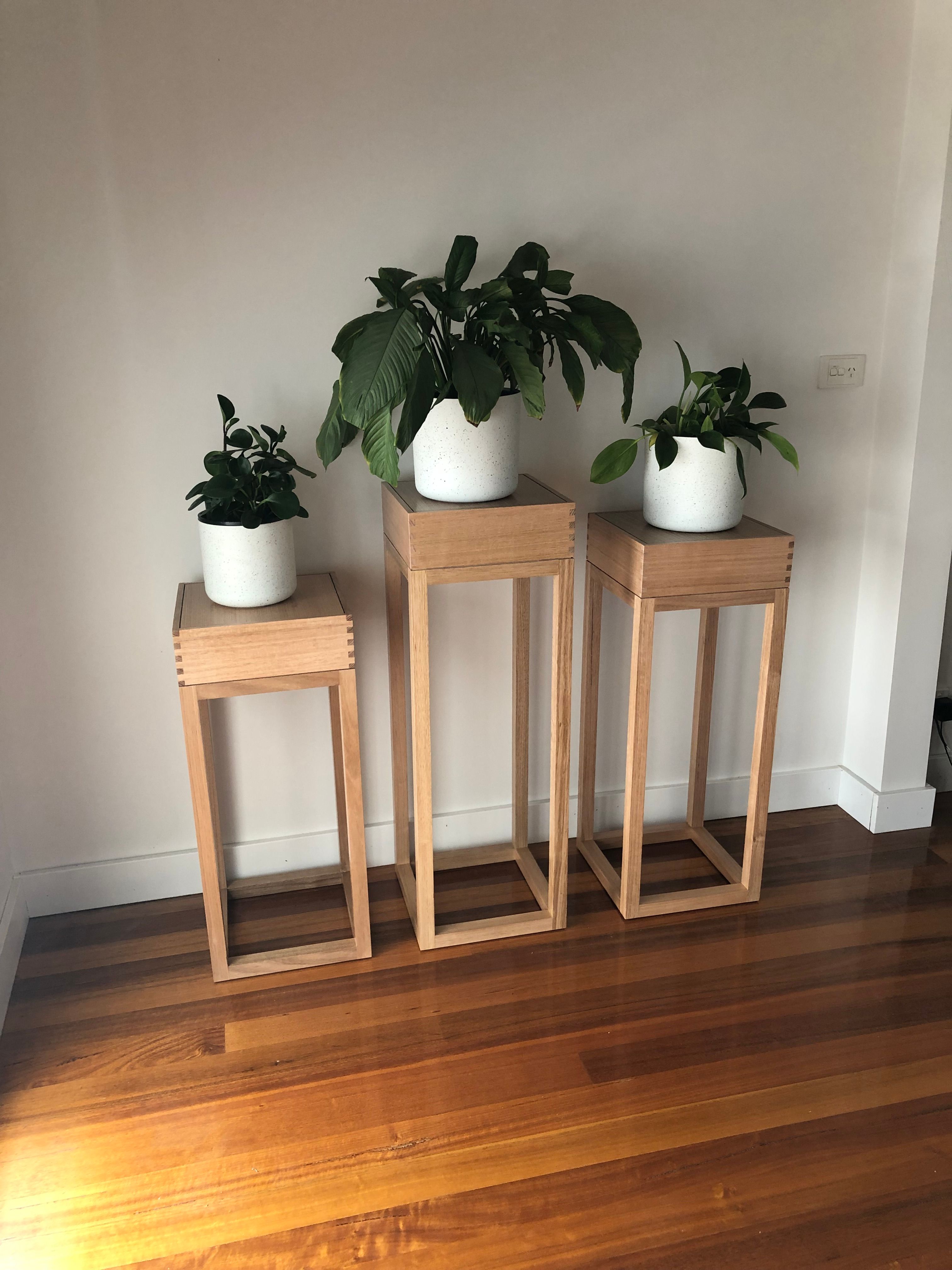 Pot plant stands Bunnings community