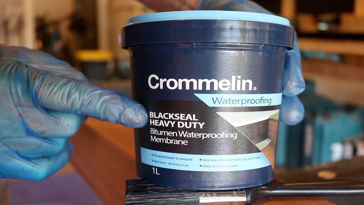 Waterproofing for the bottom the posts