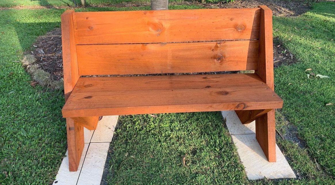 Garden bench seat using Pine sleepers Bunnings community