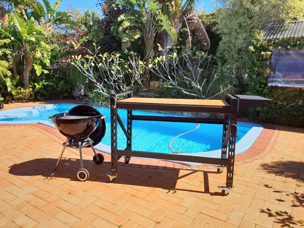 Outdoor barbecue workbench Bunnings community