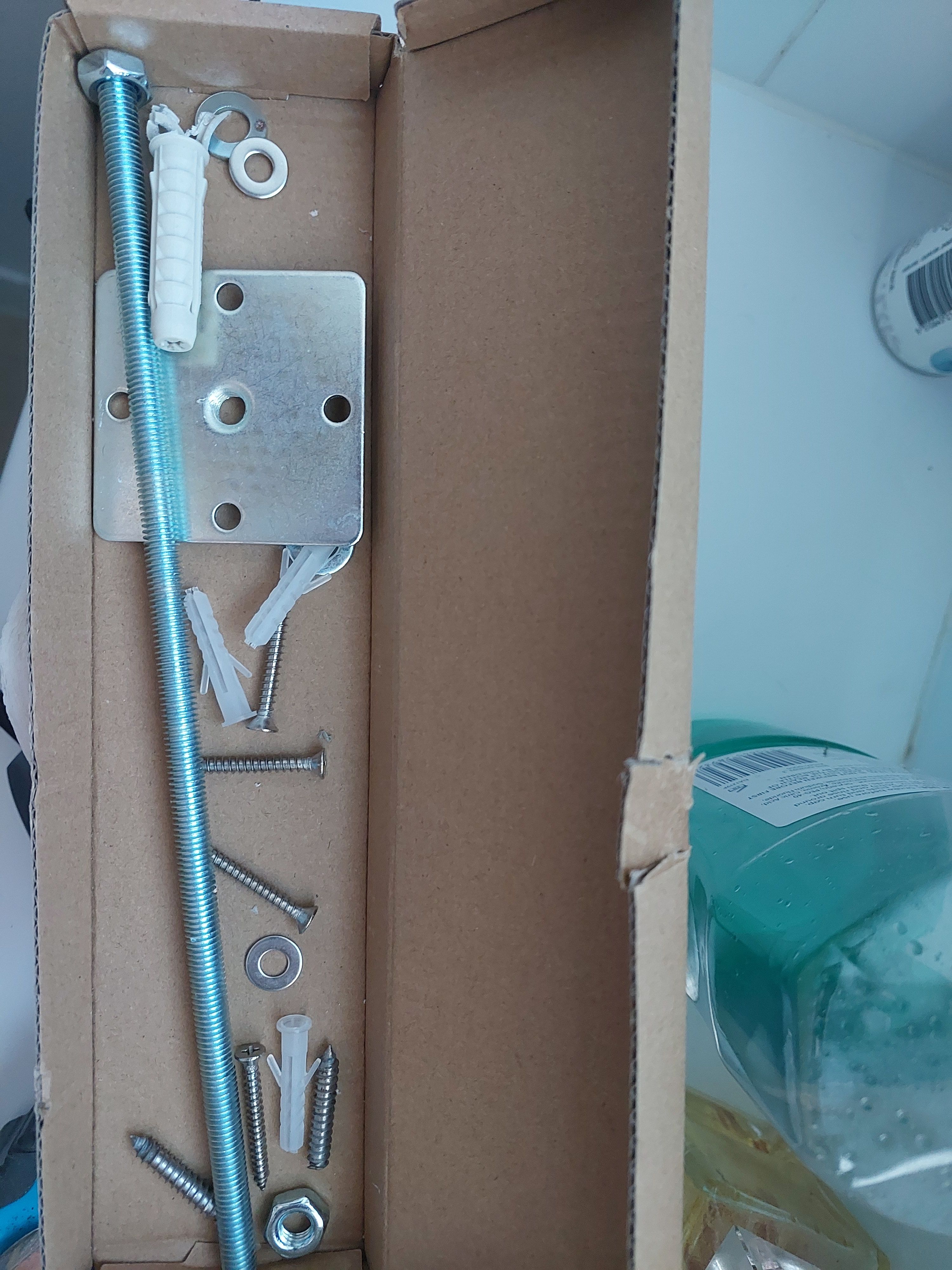 Solved How to fix toilet cistern to wall? Bunnings community