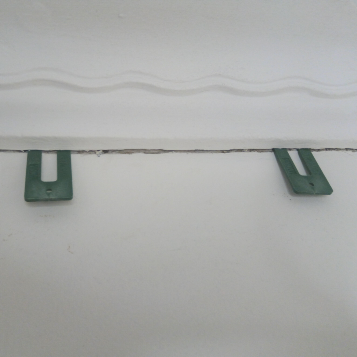 How to repair a cracked cornice Bunnings community