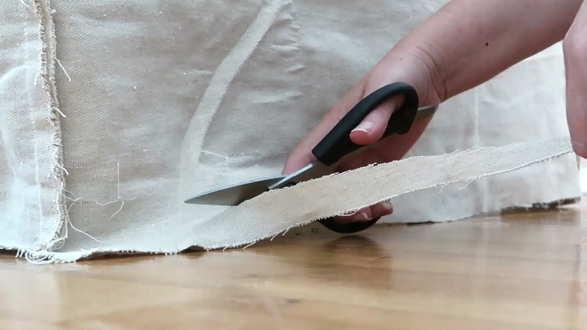 The last step was to hem the bottom of the cover.