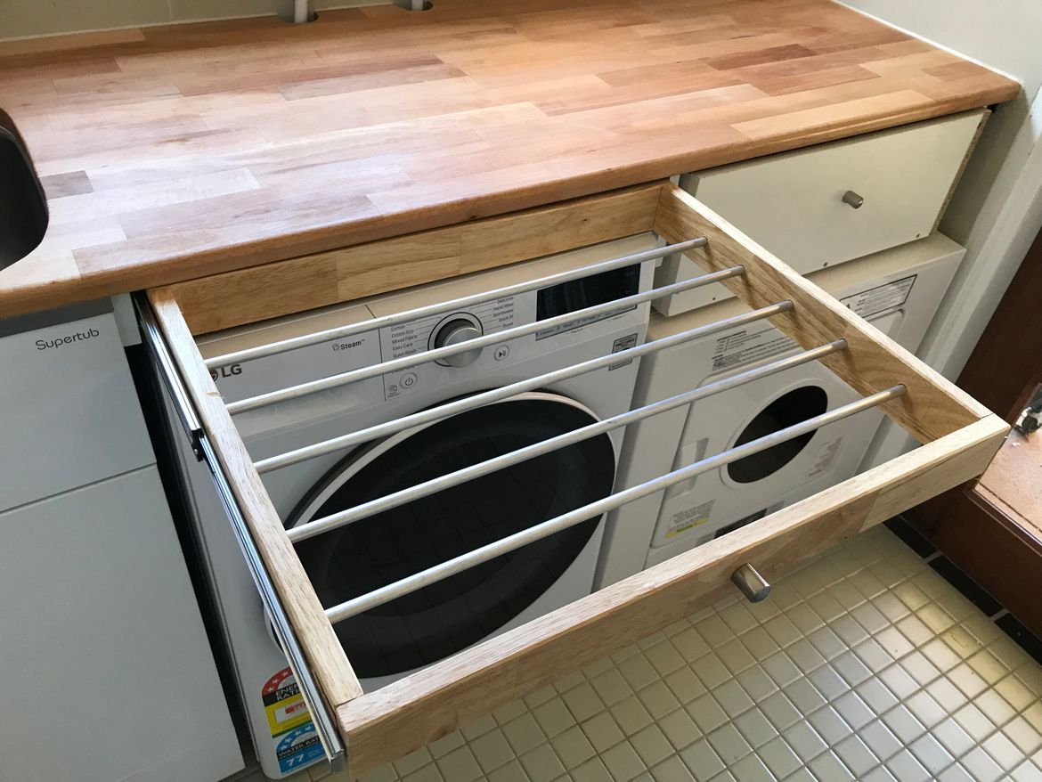 Built in drying rack