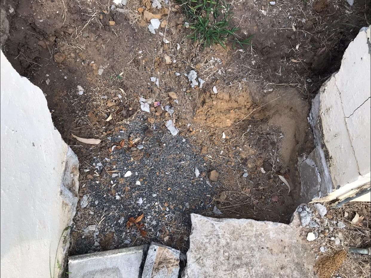 Small gabion retaining wall Bunnings community