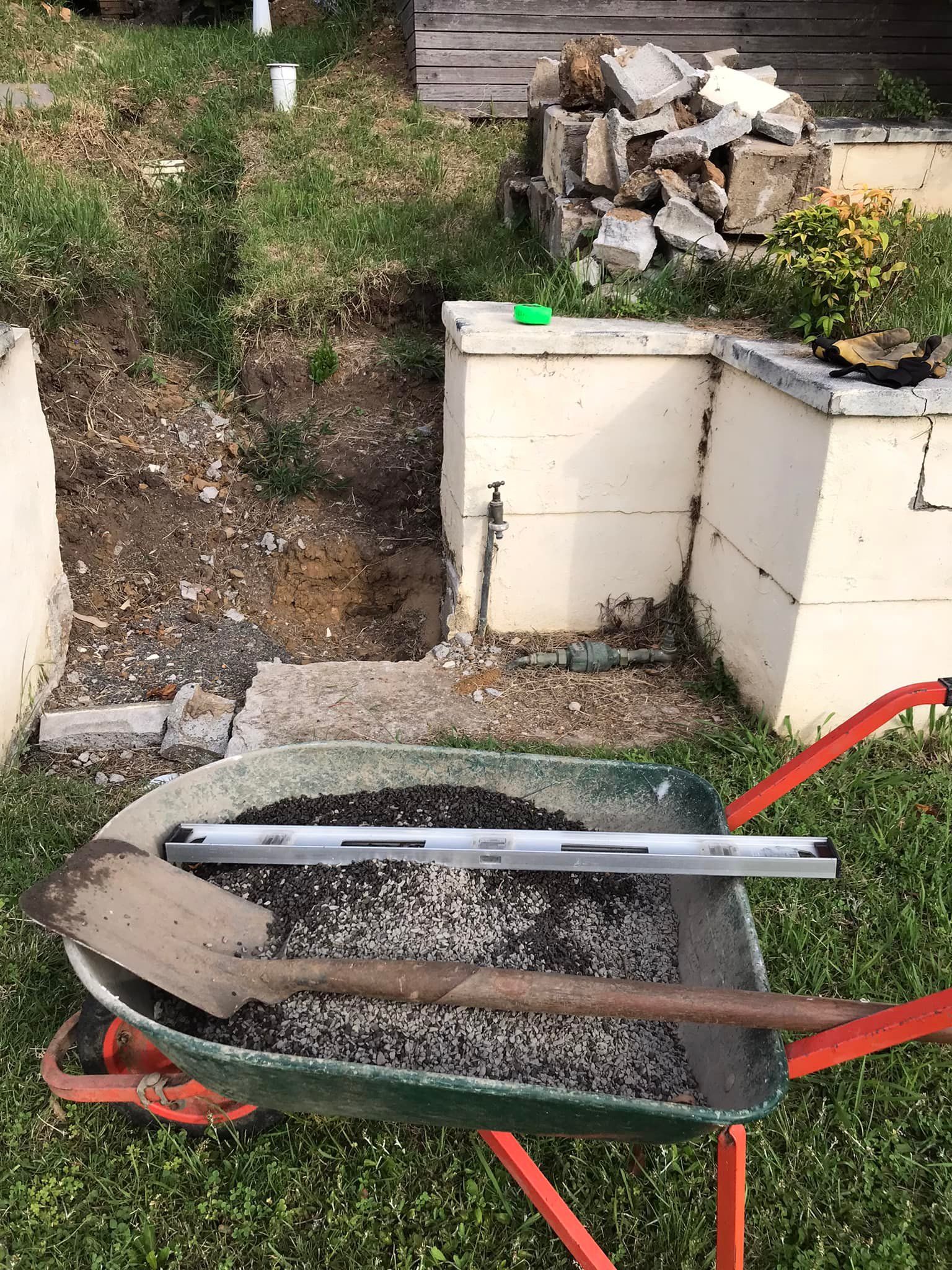 Small gabion retaining wall Bunnings community