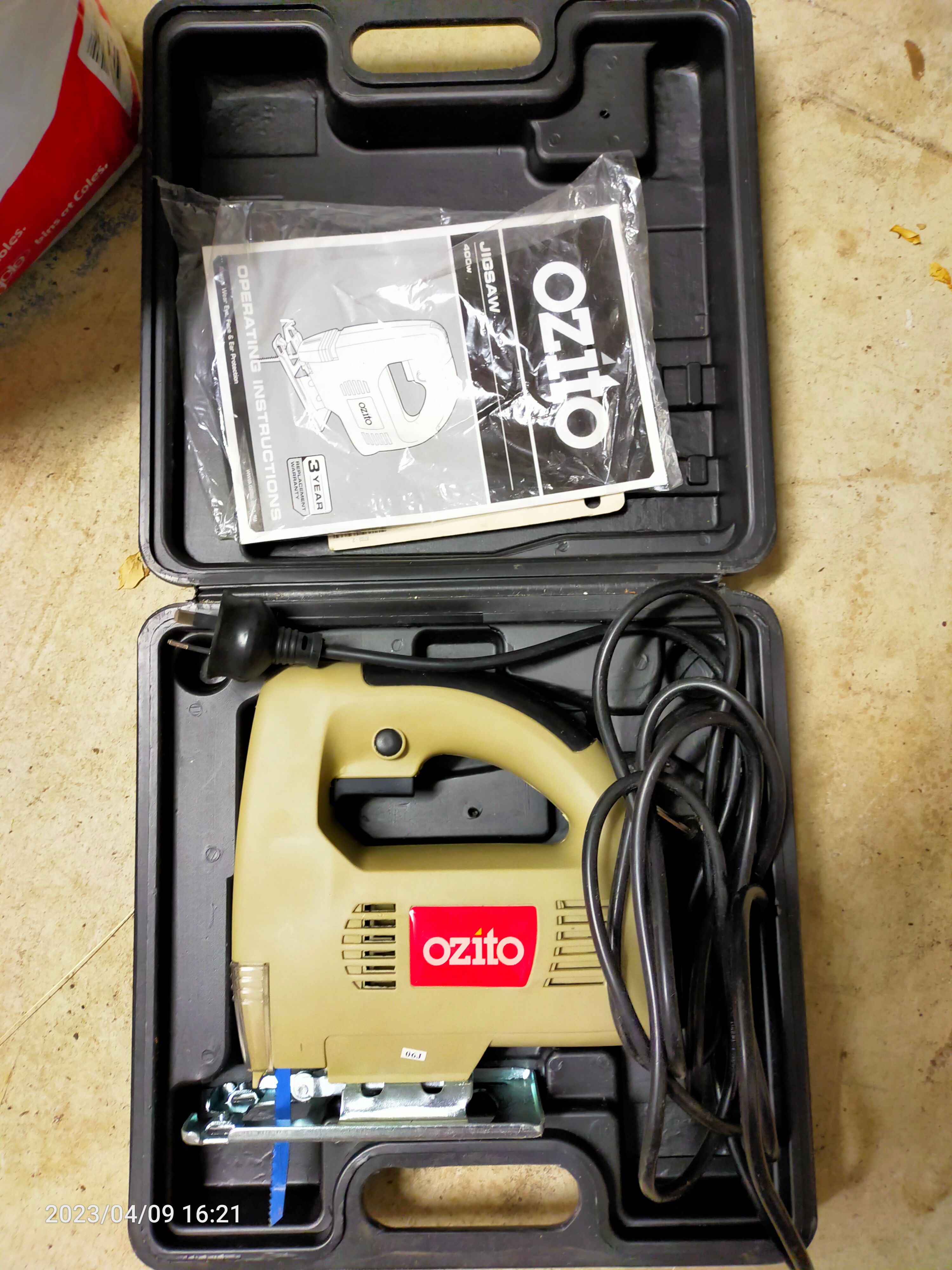 How to remove a bathroom mirror and inst... Bunnings community