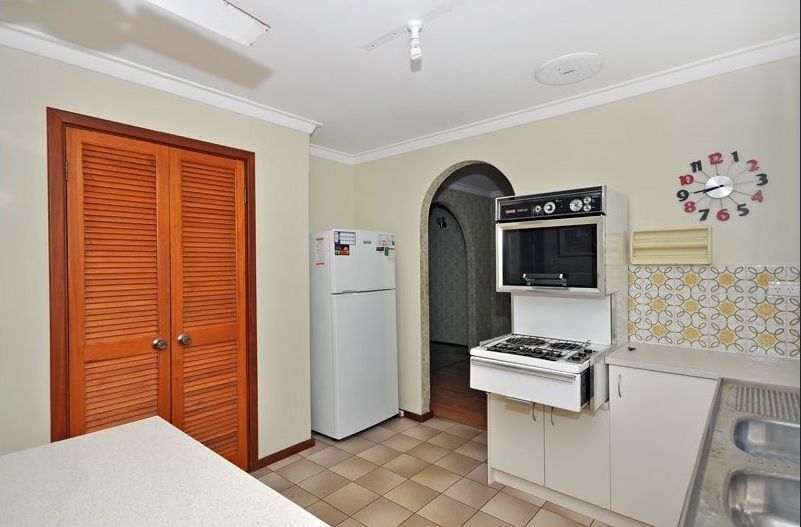 Kitchen, Fridge, Pantry