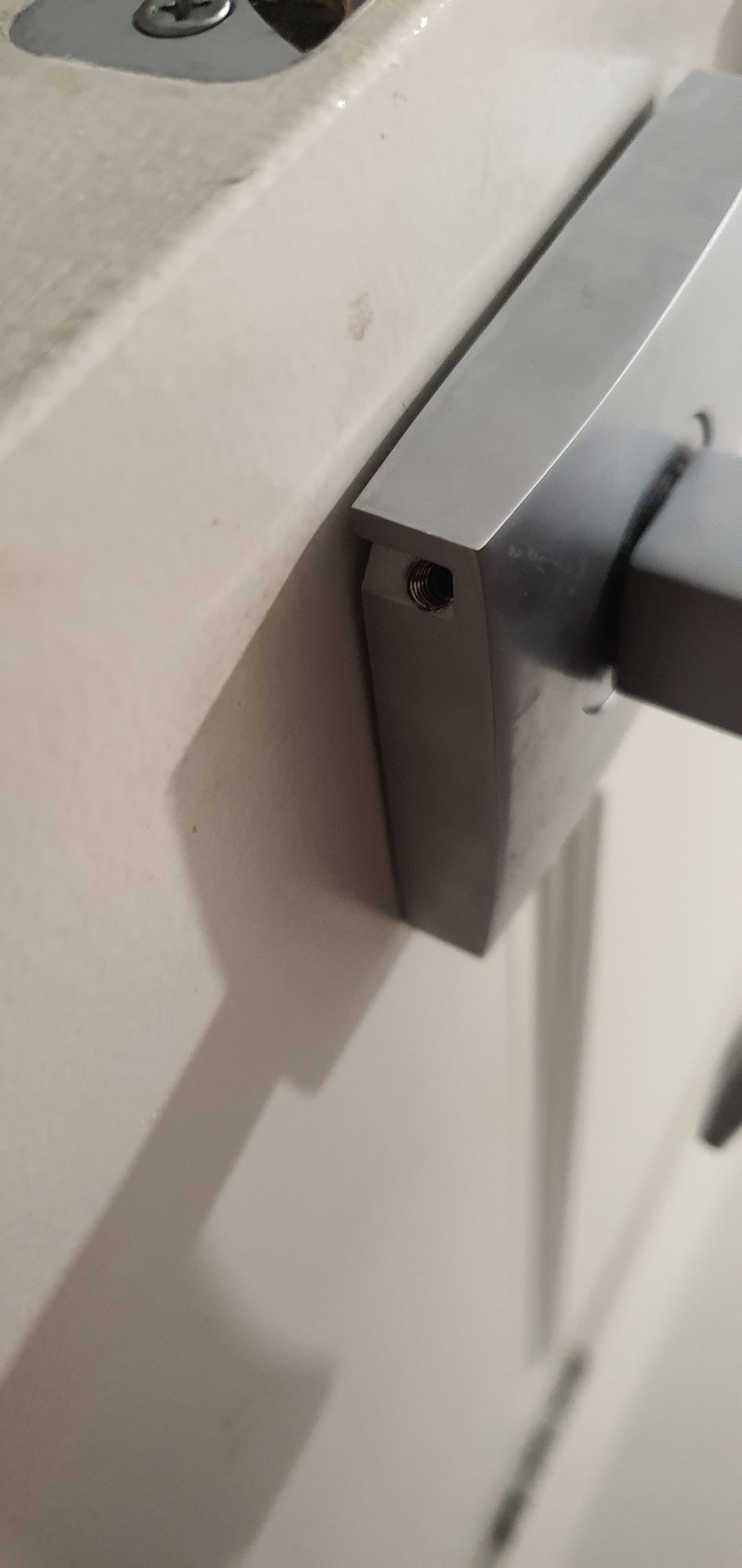 How to fix loose door handle? Bunnings community