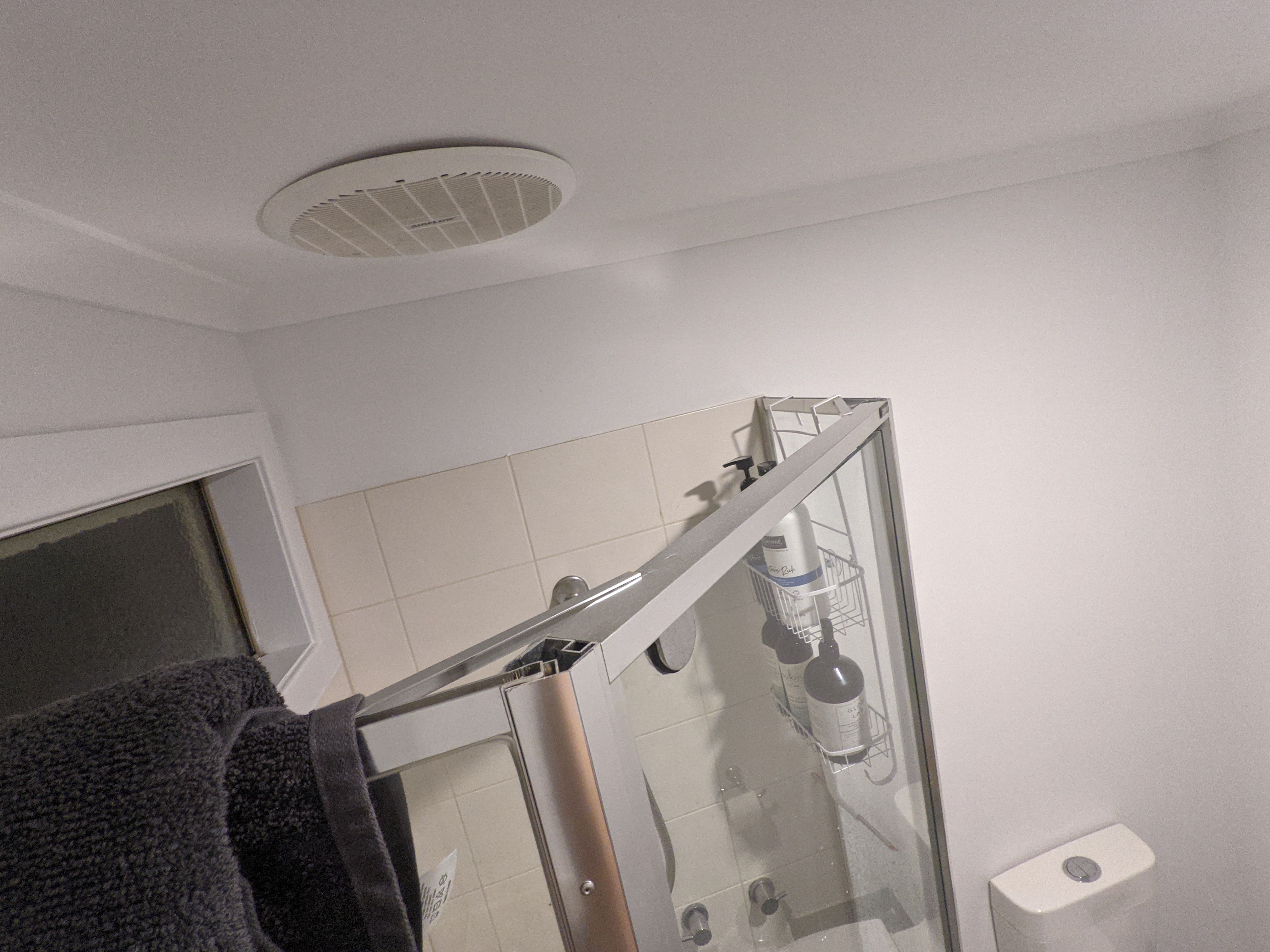 Solved How to fix shower door that doesn't shut... Bunnings