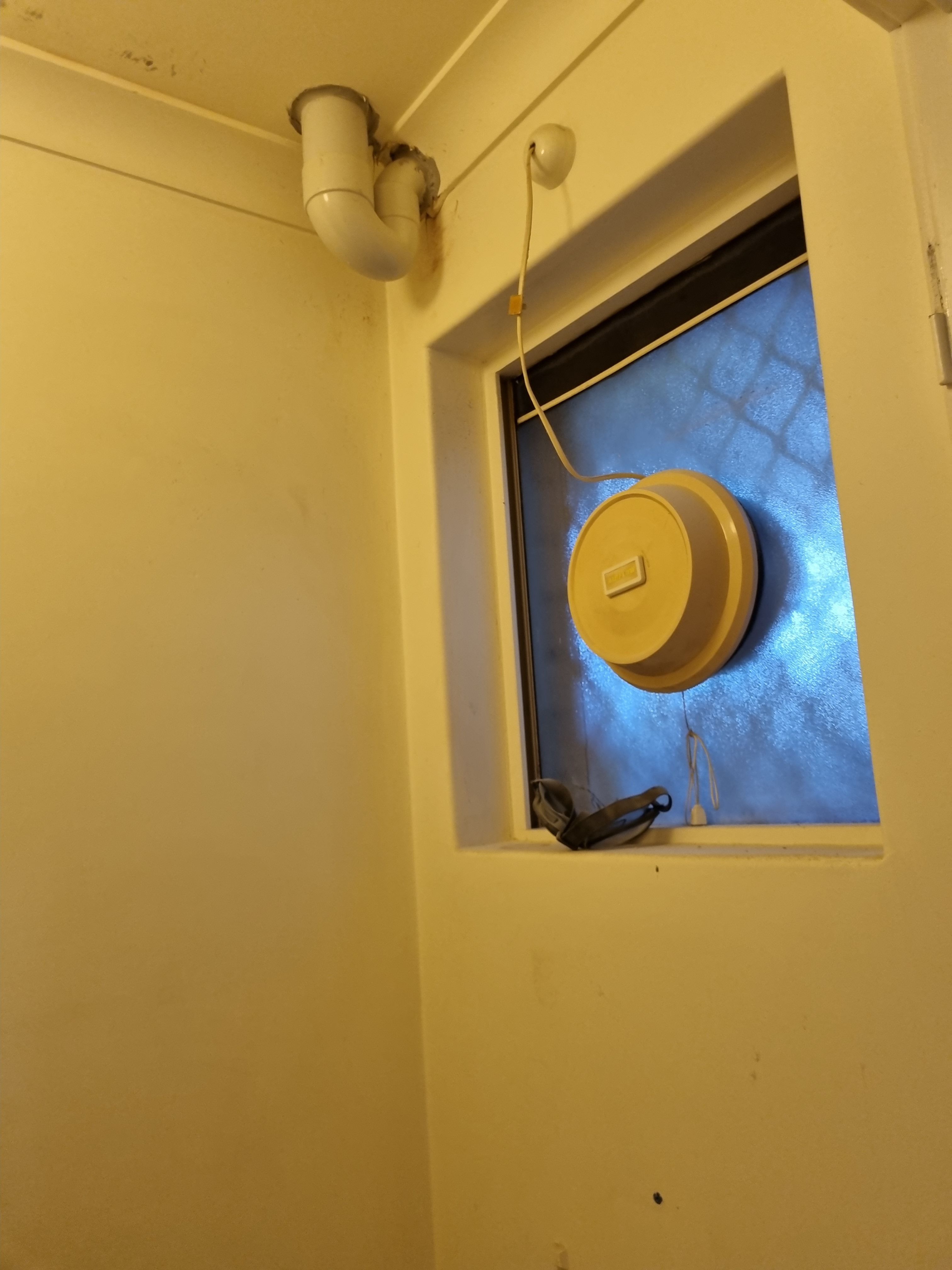 Can you vent toilet extractor fan into w... Bunnings community