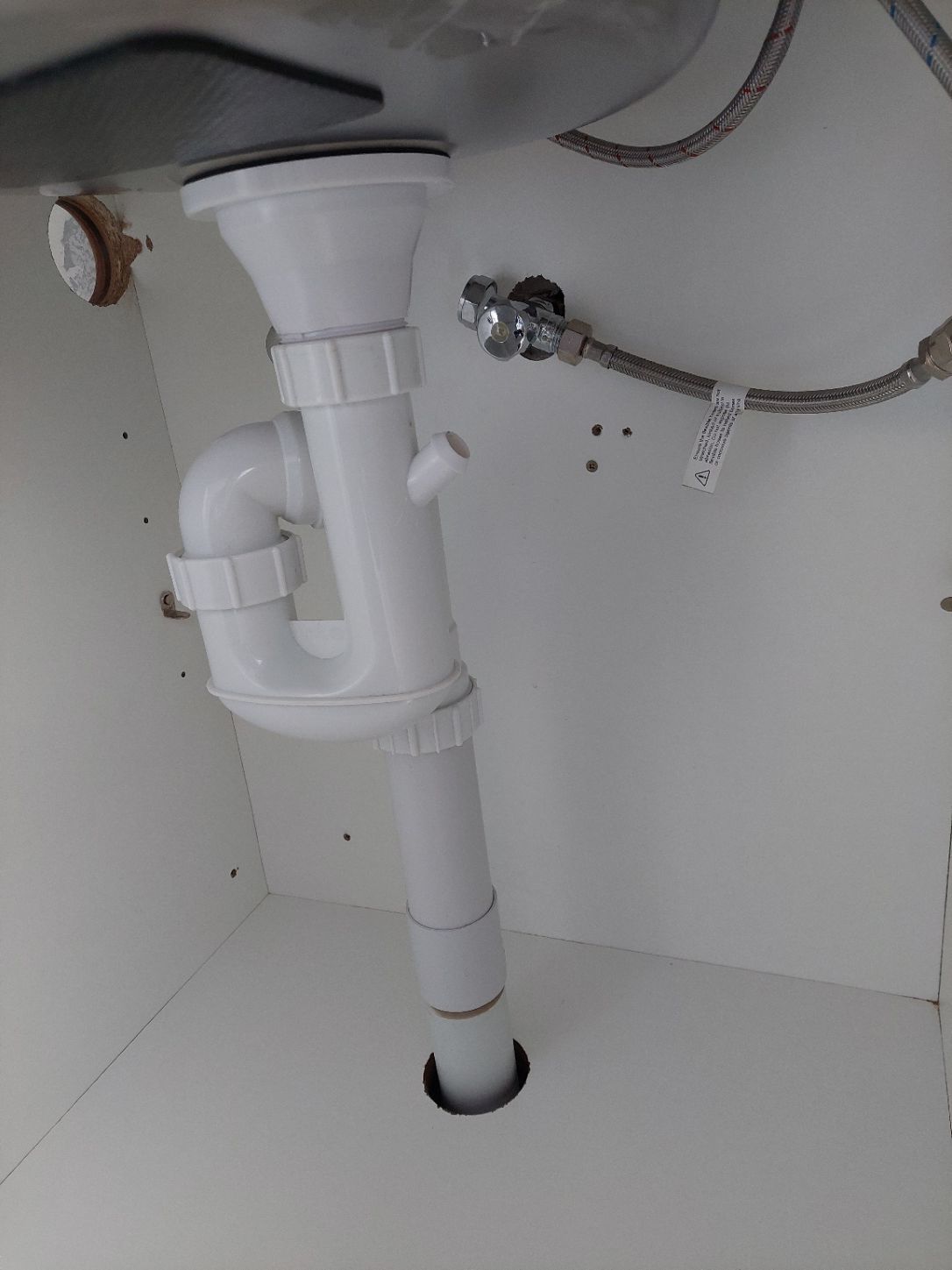 How to connect two drain hoses to one ni... Bunnings community