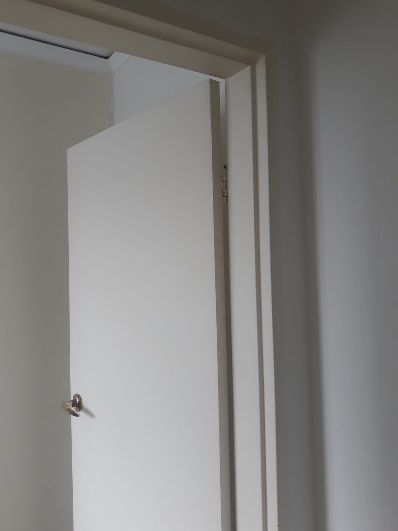 How to paint rusty metal door frames? Bunnings community