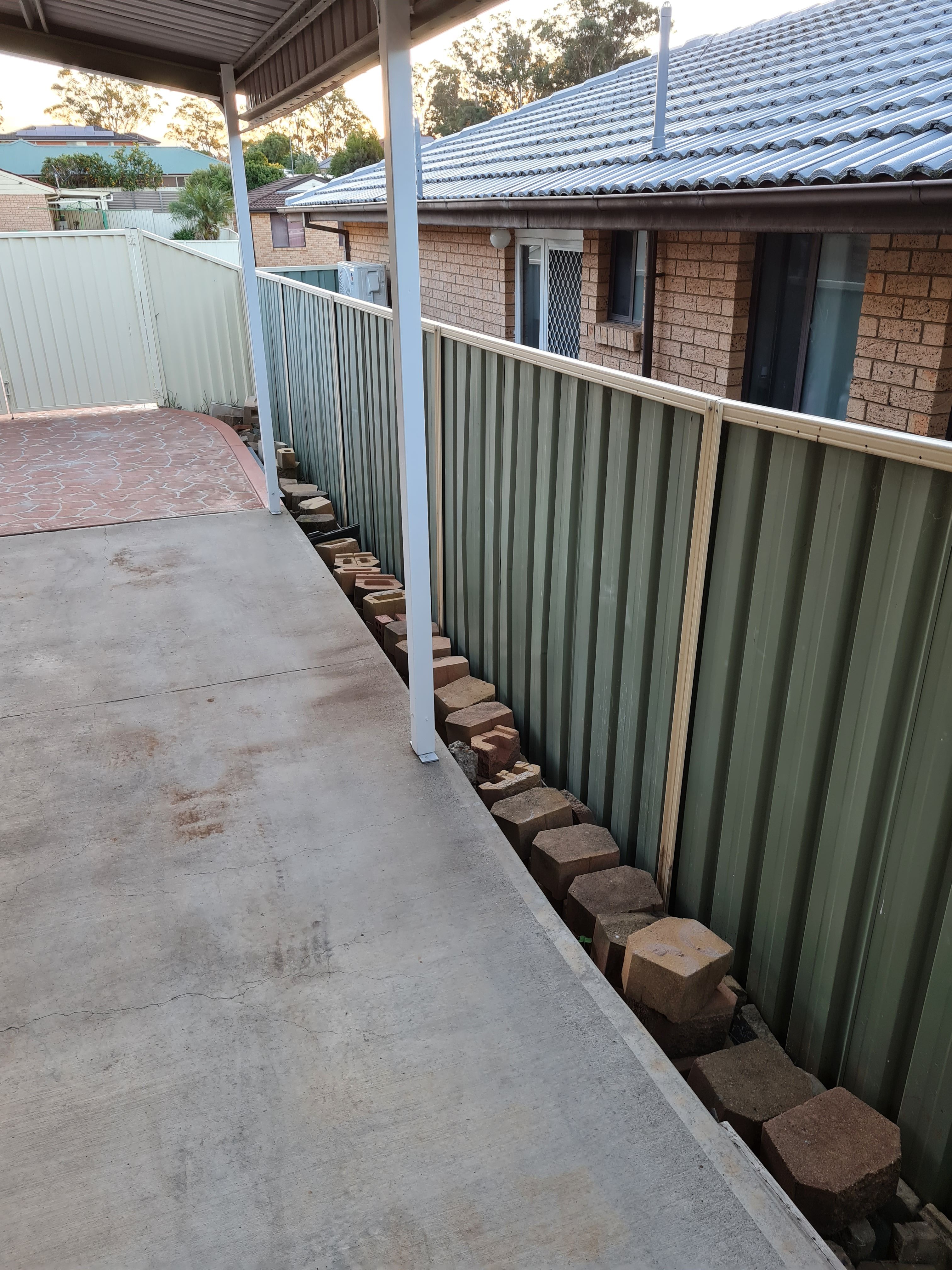 How to extend and clad Colorbond fence w... Bunnings community