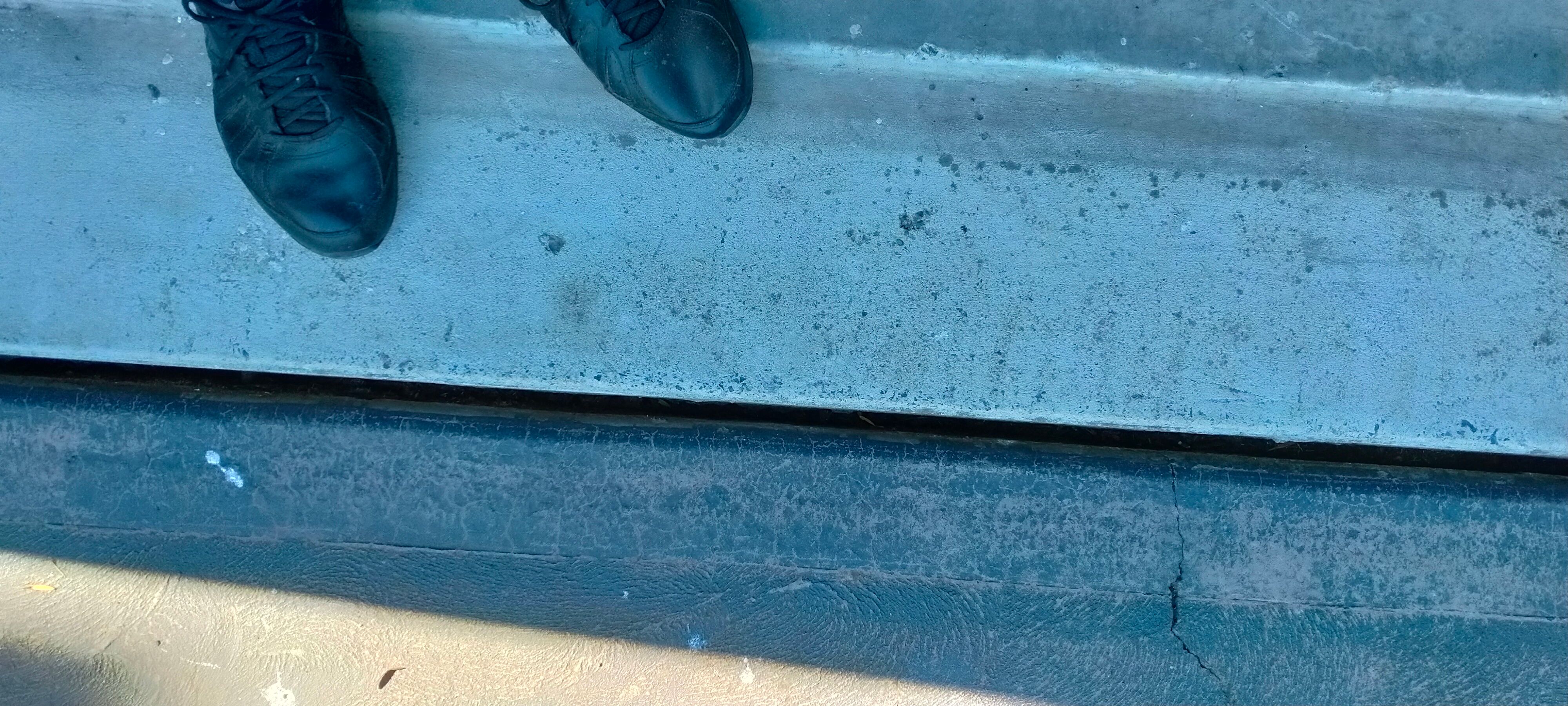 How to fill gap between concrete and gar... Bunnings community