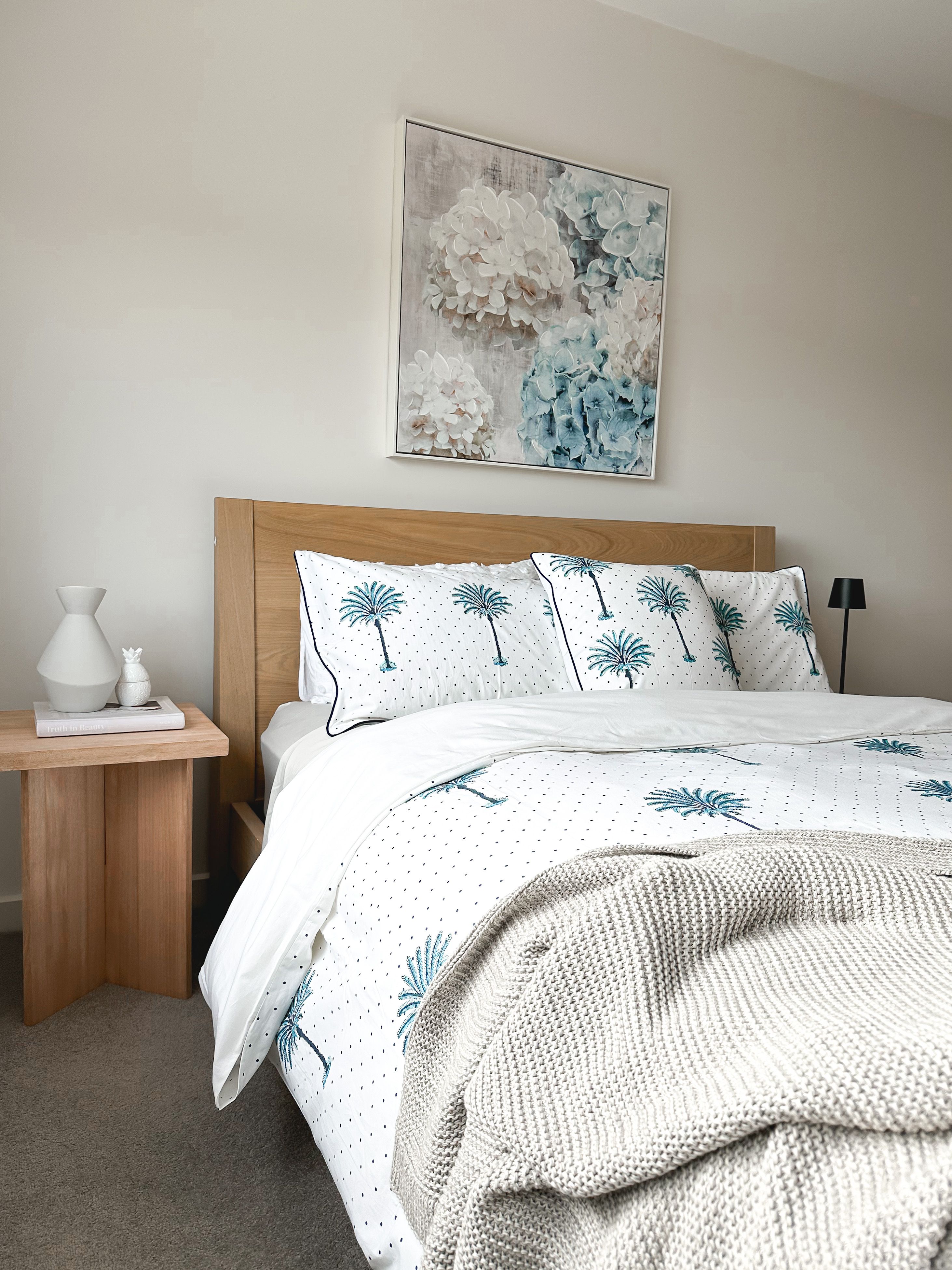 DIY timber side table Bunnings community