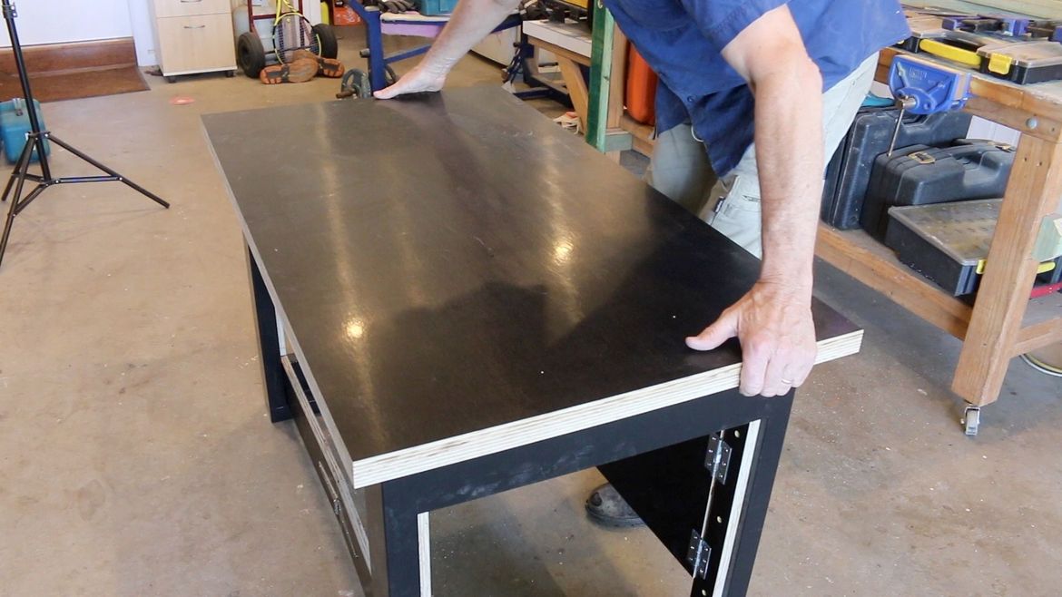 Folding Workbench 24.jpg