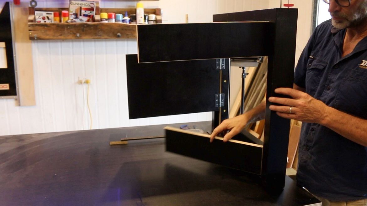 Folding Workbench 16.jpg