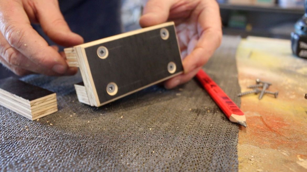 Folding Workbench 27.jpg