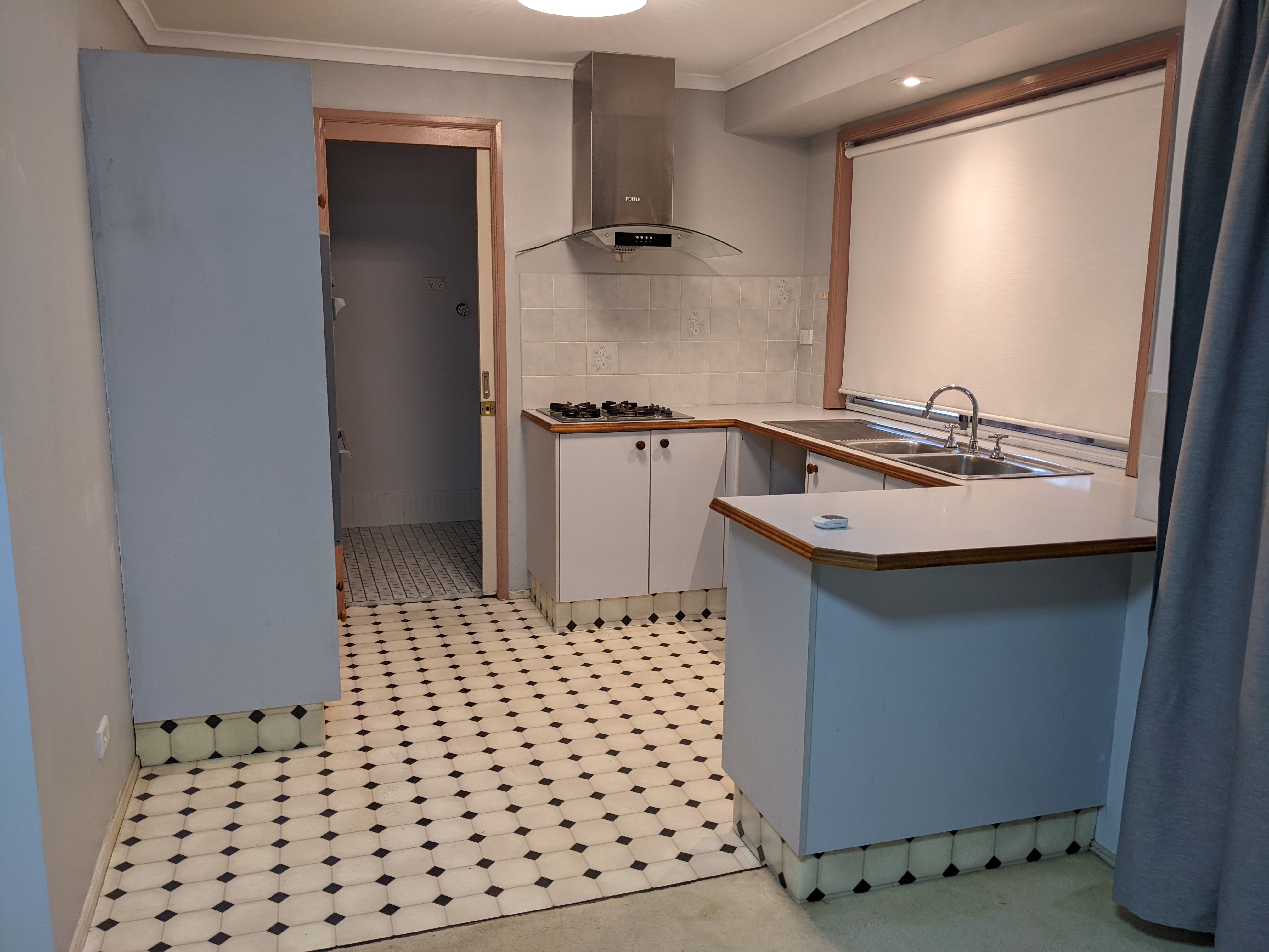 Kaboodle kitchen renovation Bunnings community