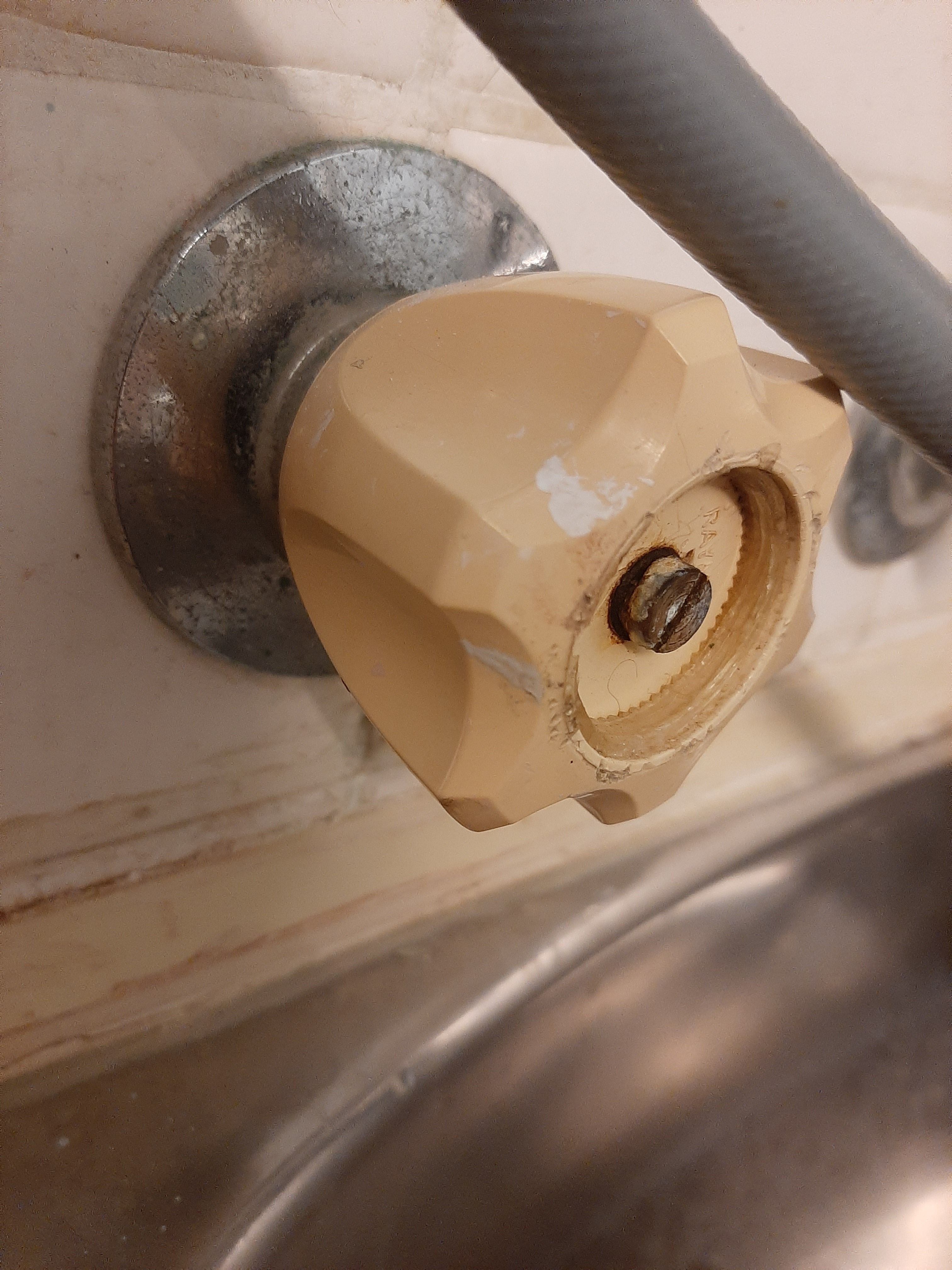 How to replace twist taps with lever tap... Bunnings community