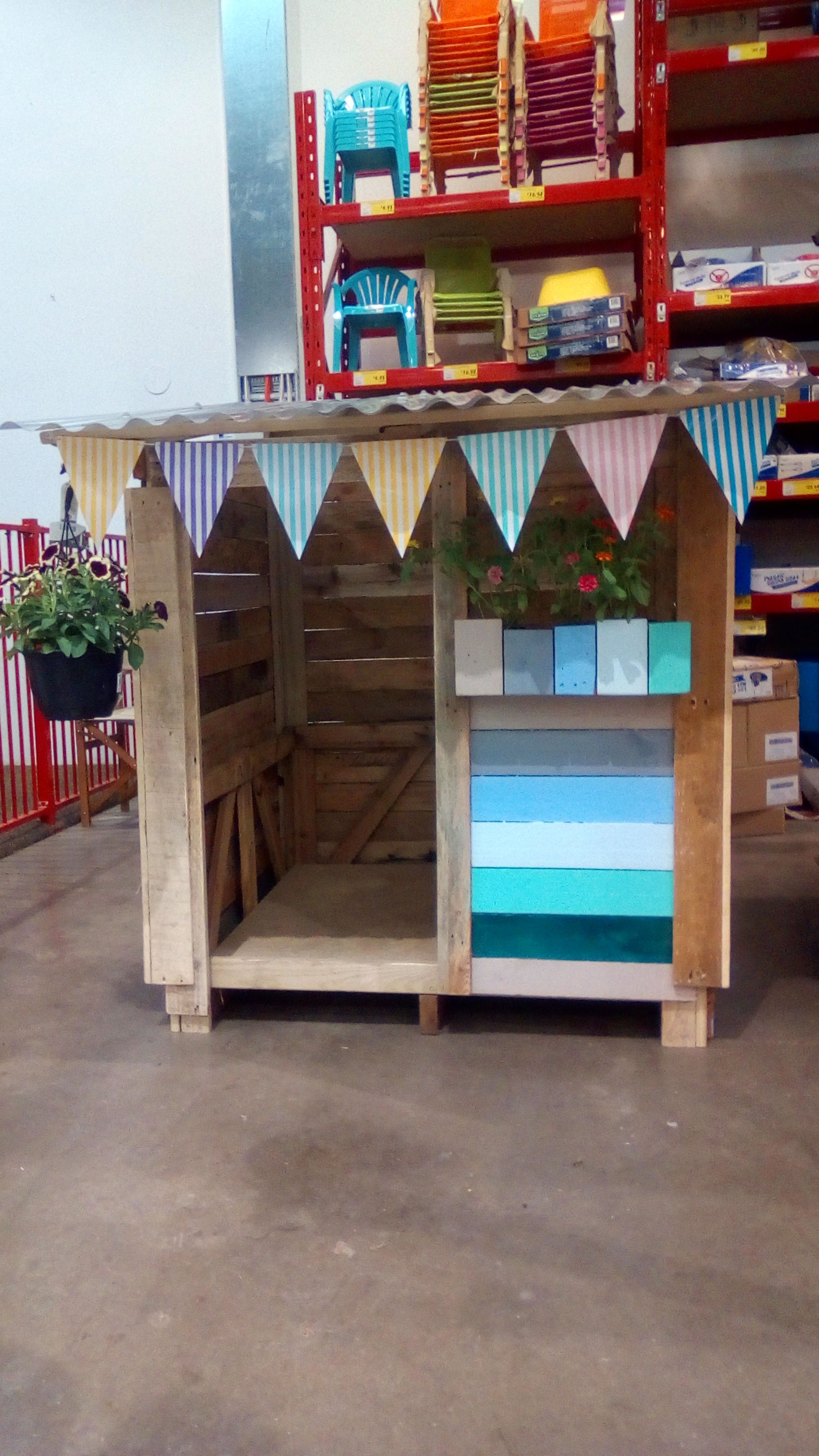 D.I.Y. cubby houses Bunnings community