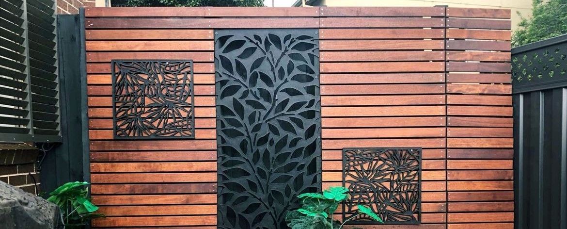 Feature wall fence with Matrix screen panels.jpg