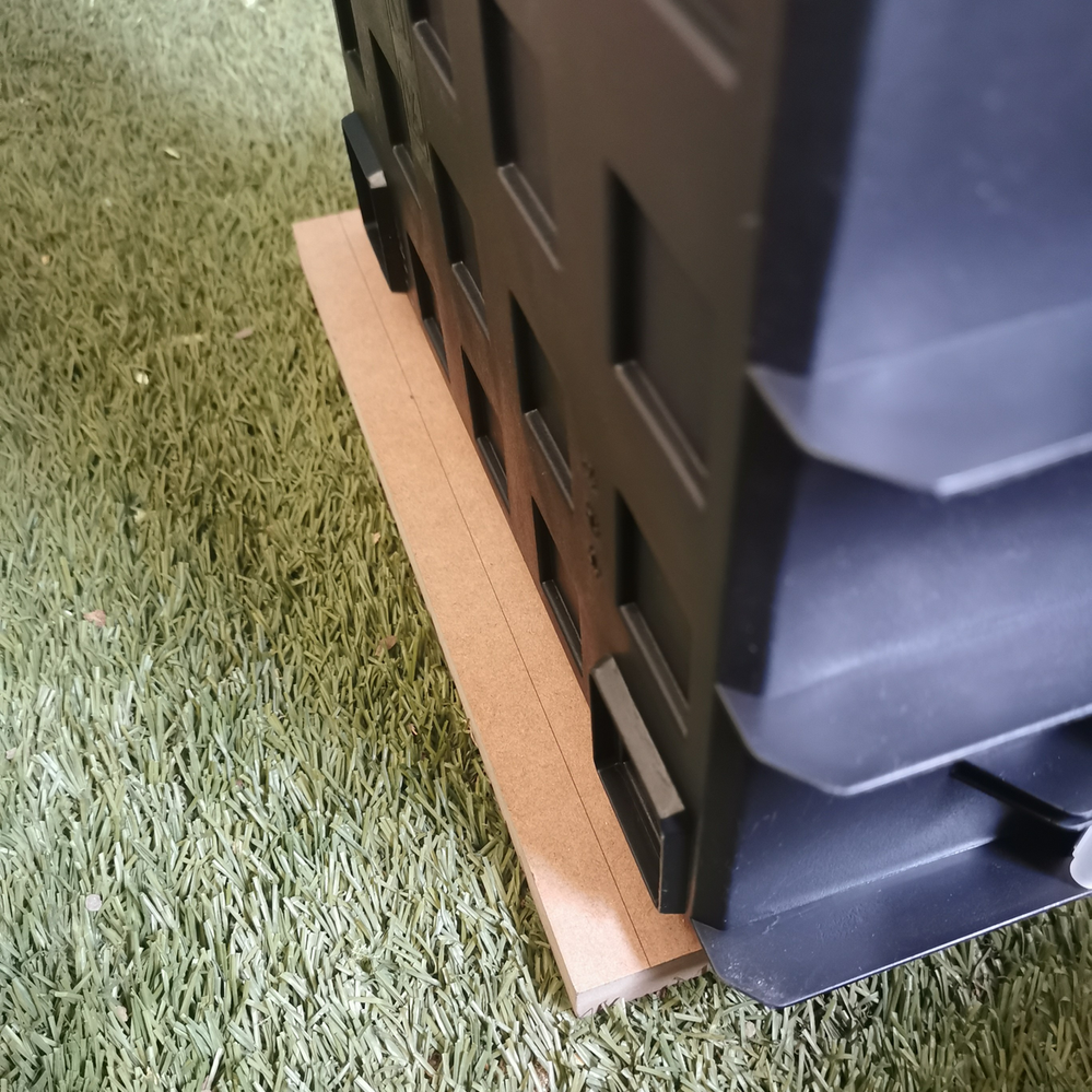 2.2 Spacing out containers..png