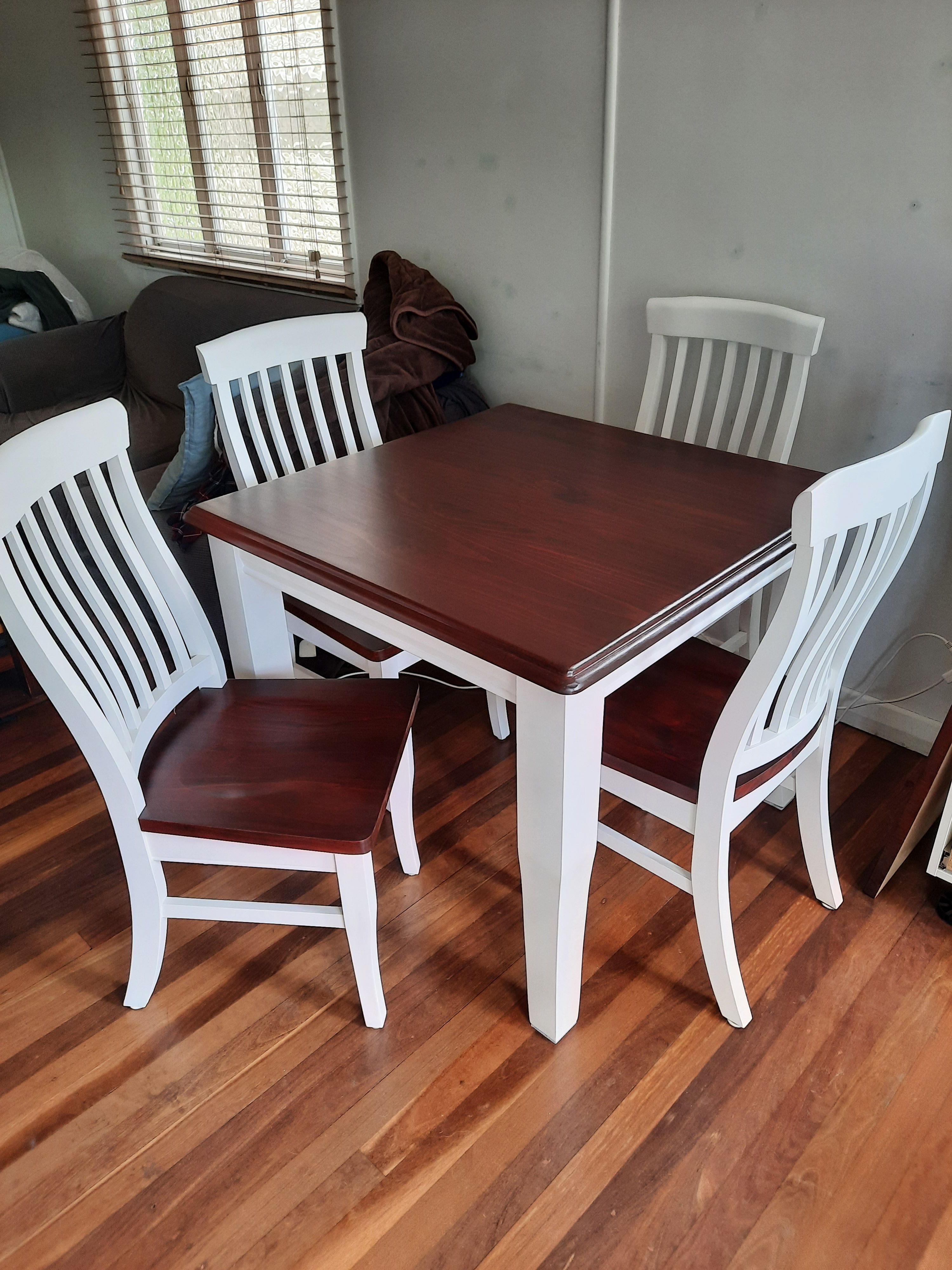 Upcycled dining table Bunnings community