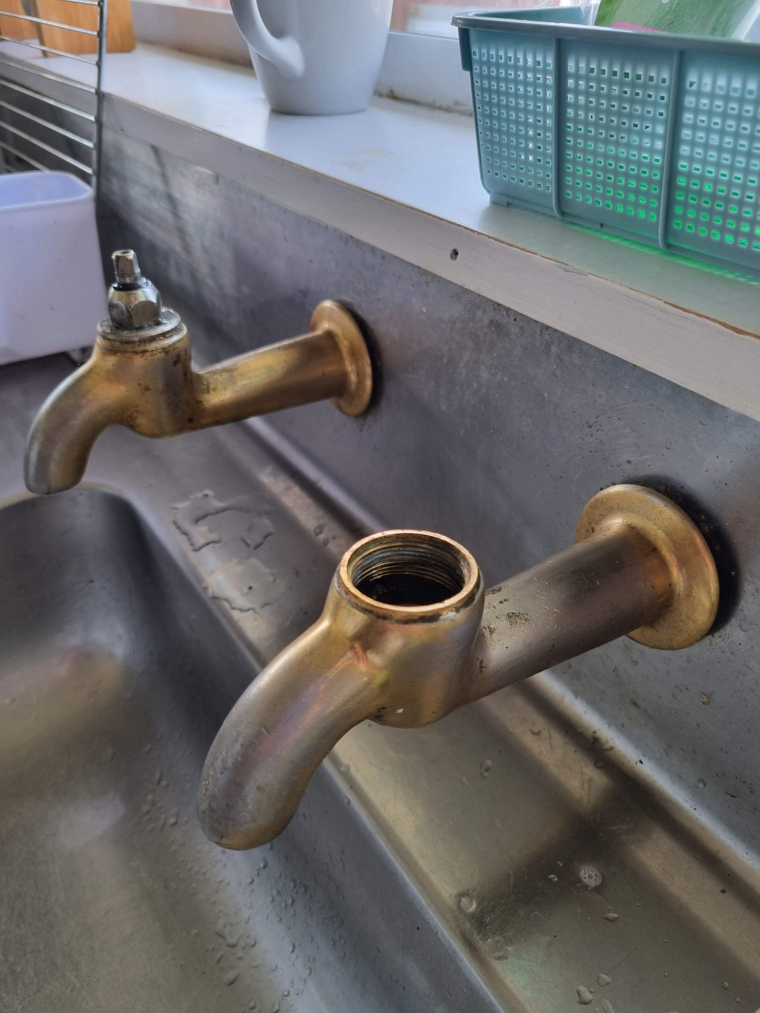How to remove old kitchen taps? Bunnings community