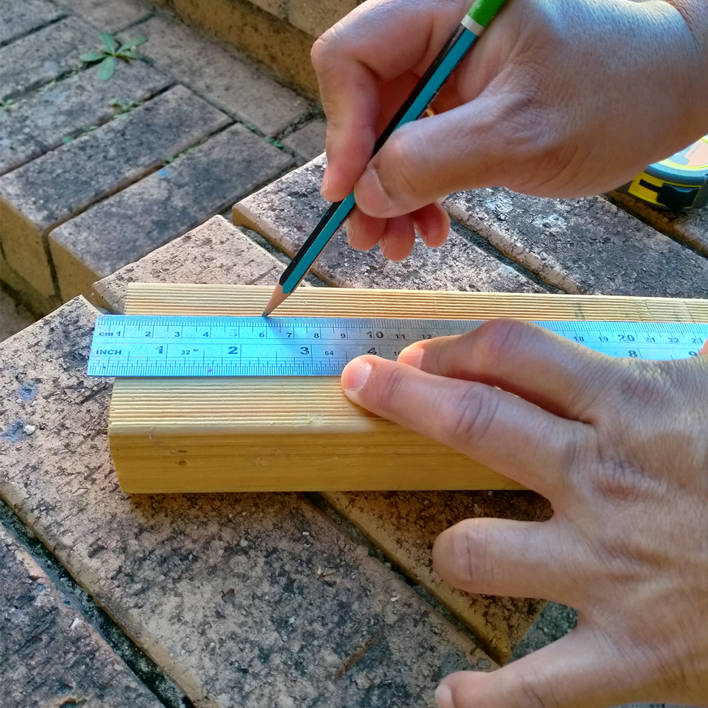 1.2. Draw a horizontal line across the 50mm point.png