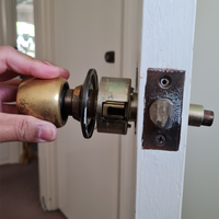 Step 3.3 Pull door knob out.png