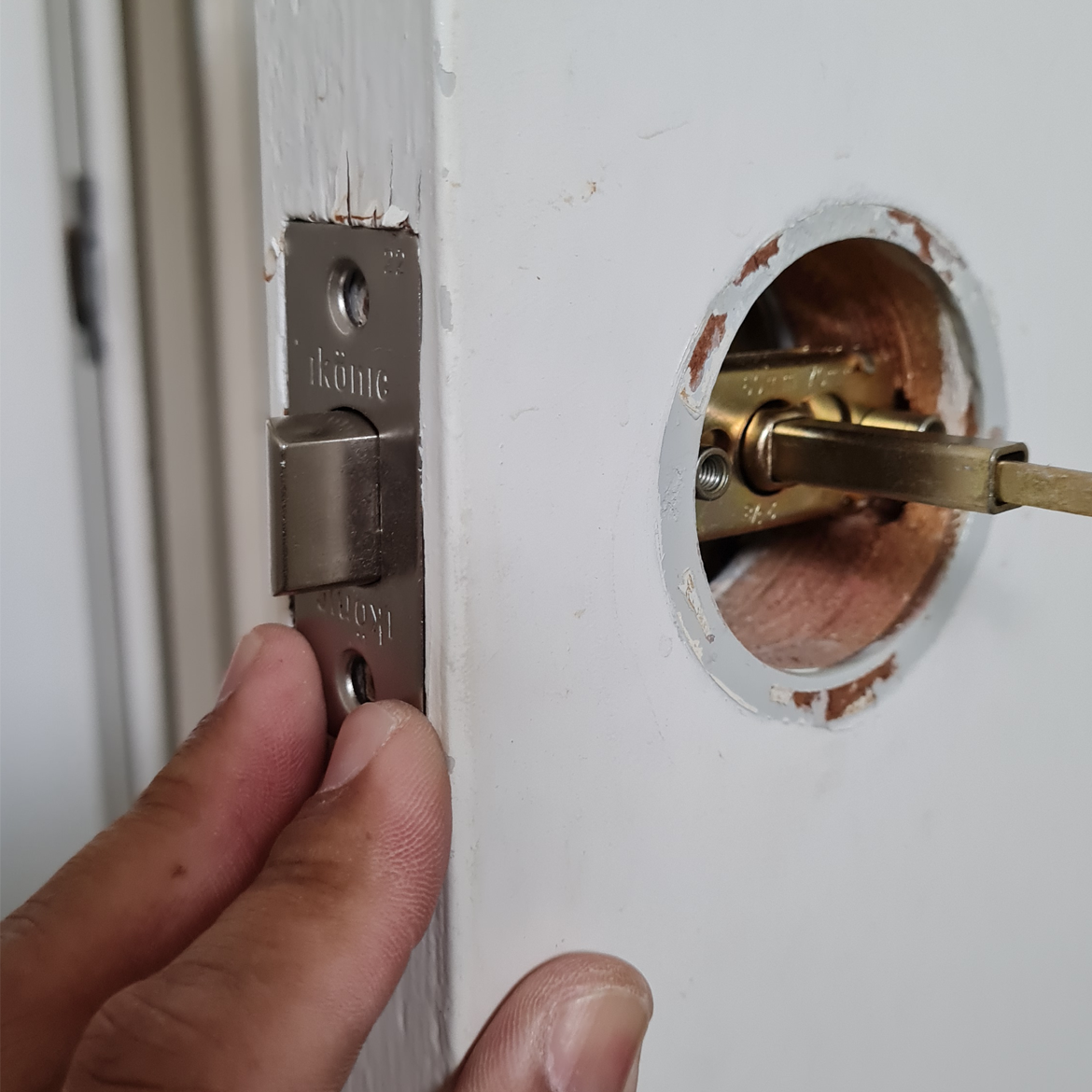 How to change a door knob Bunnings community