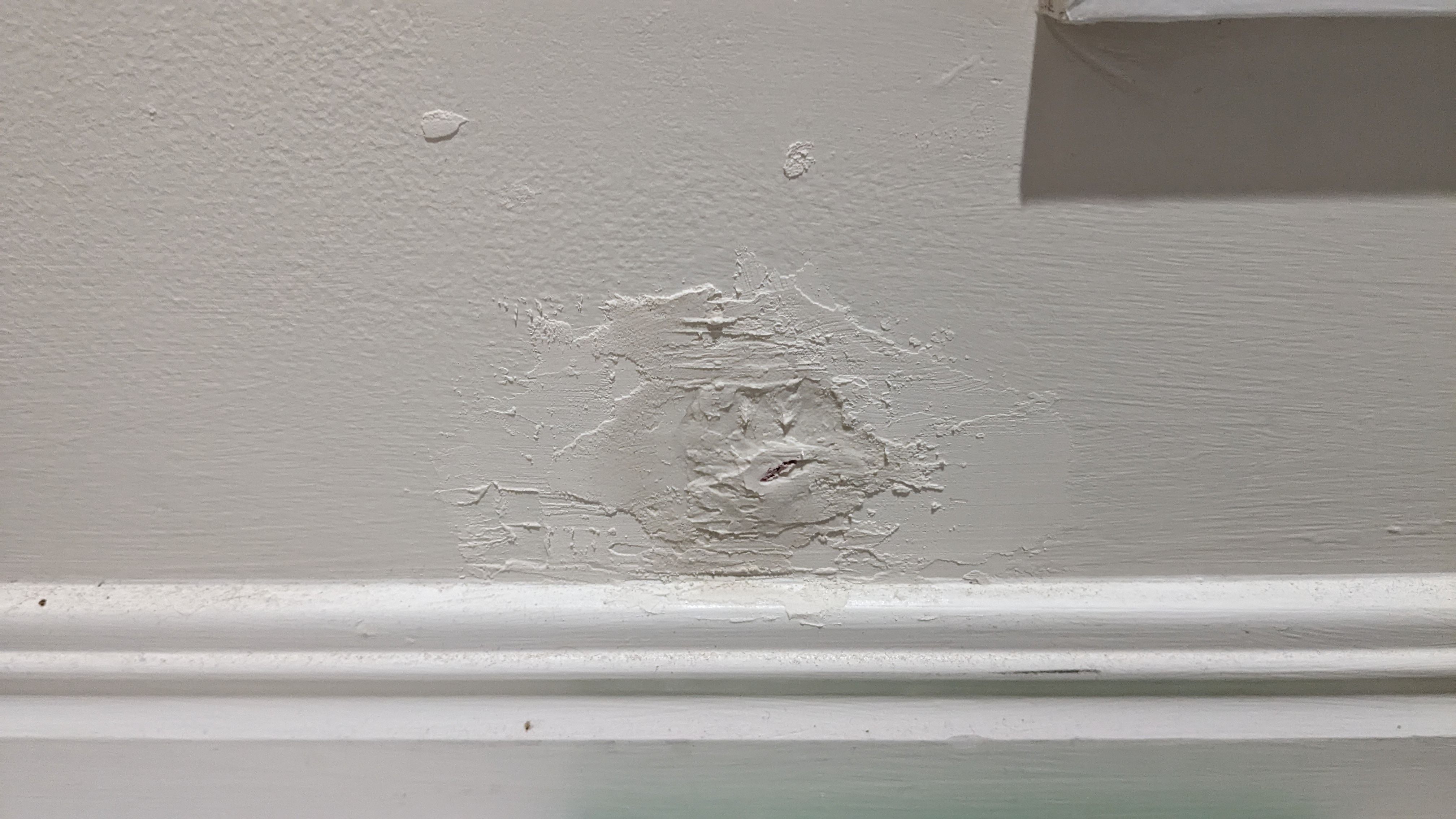 How to repair hole in wall from broken d... Bunnings community