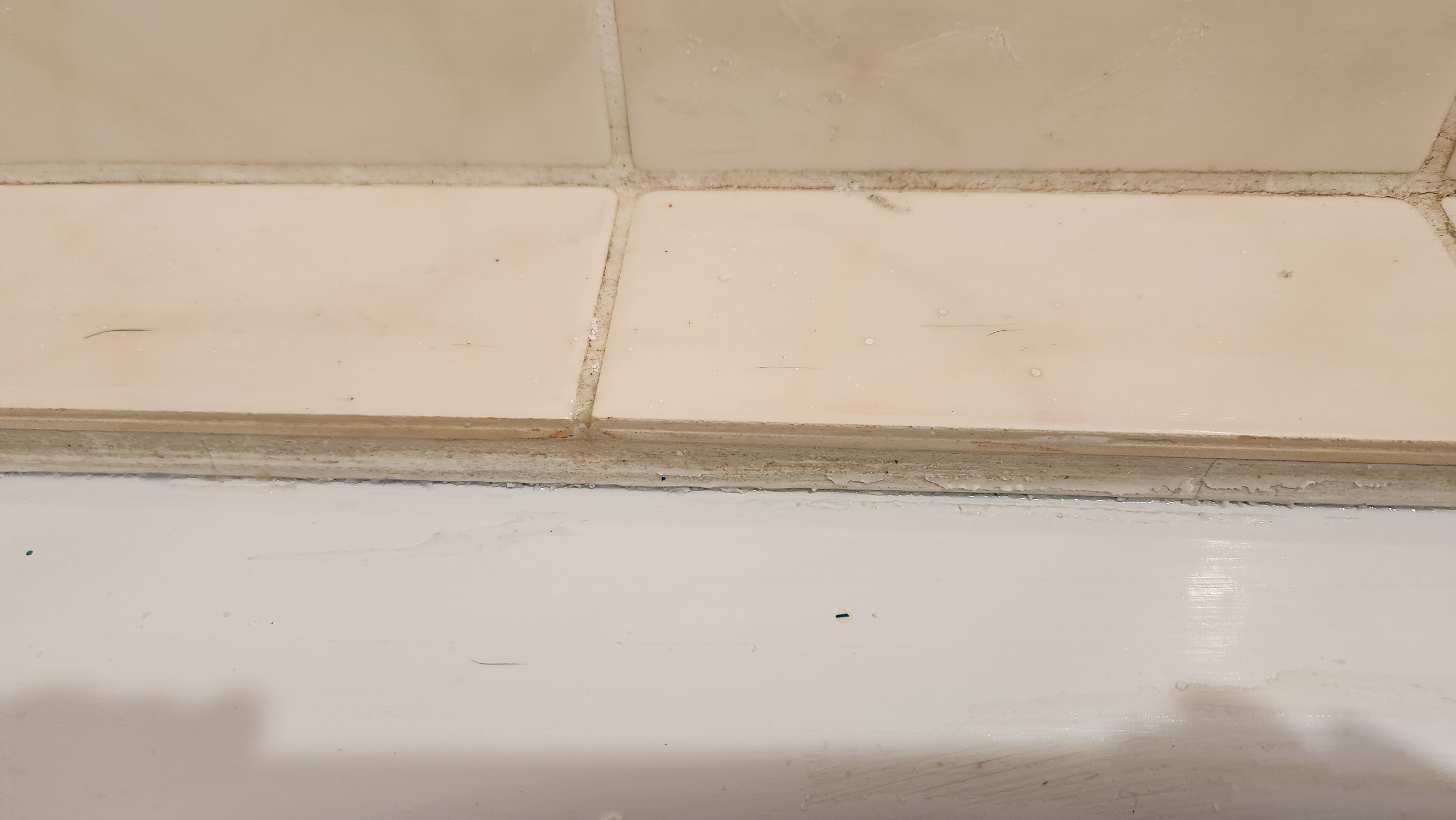 Is there such a thing as tile trim? Bunnings community