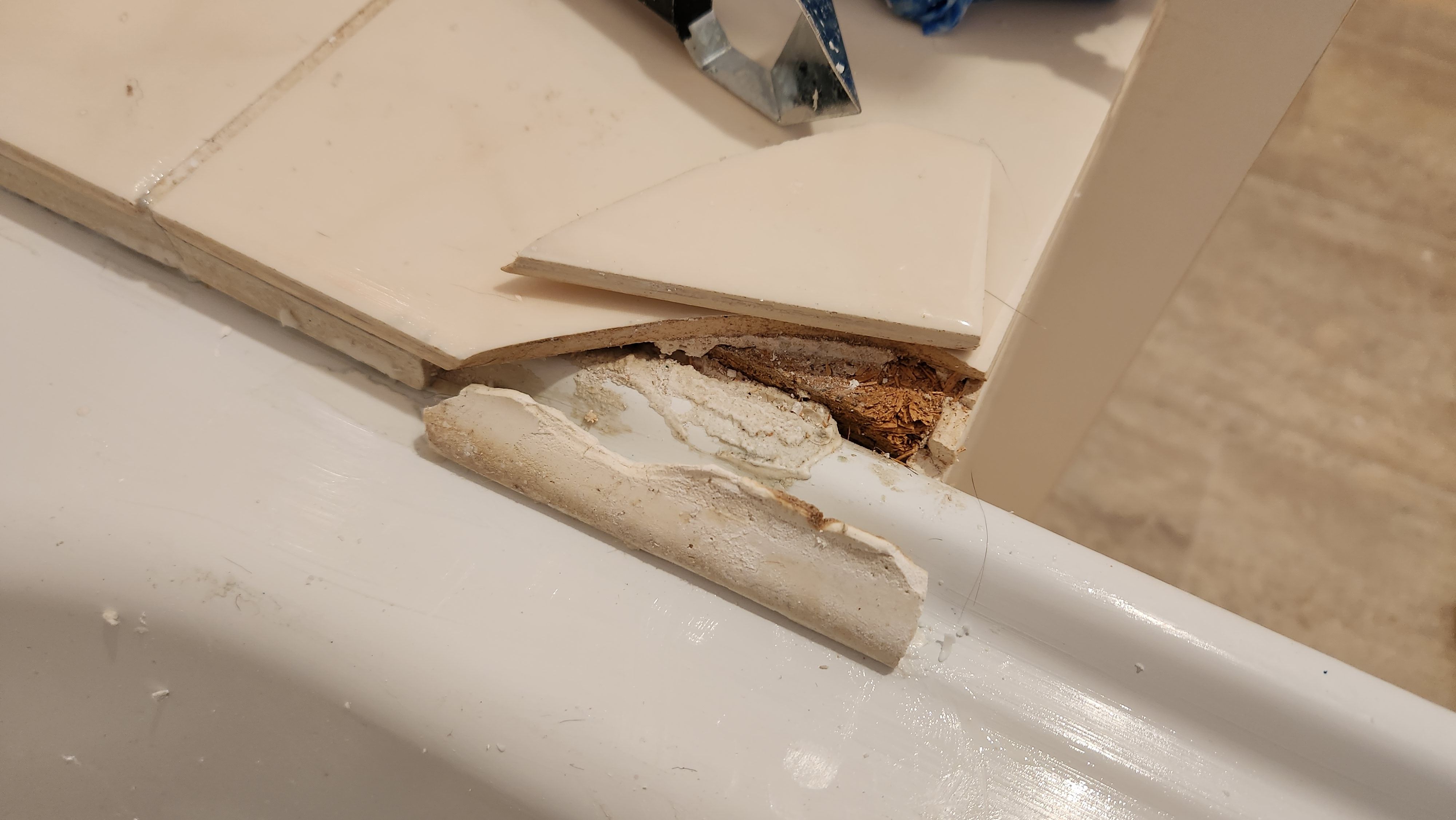 Is there such a thing as tile trim? Bunnings community