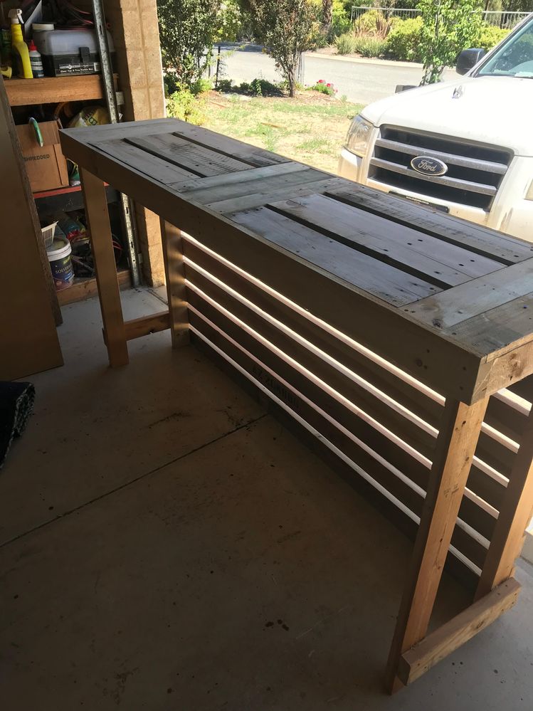 Pallet bar