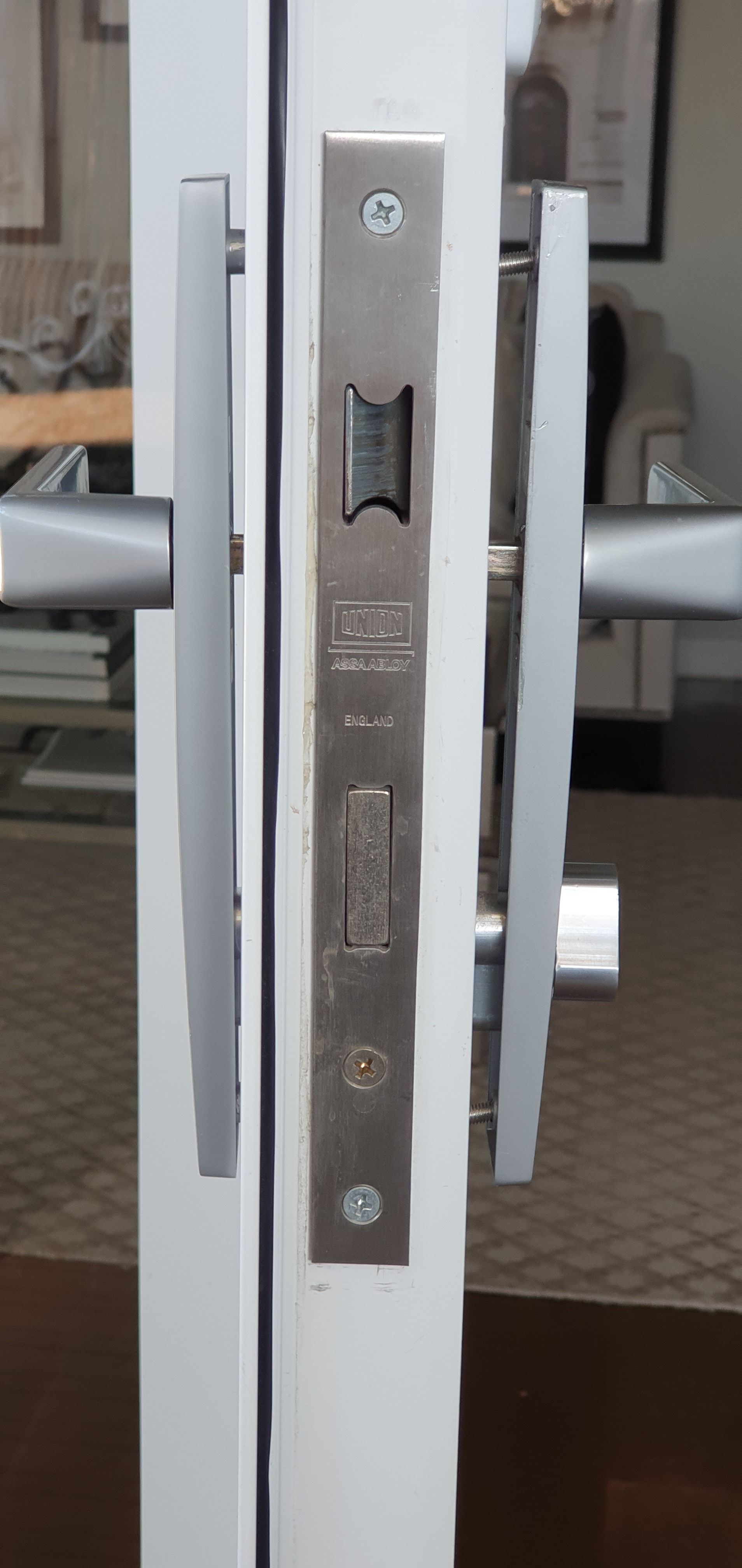 How to attach bifold door handle? Bunnings community