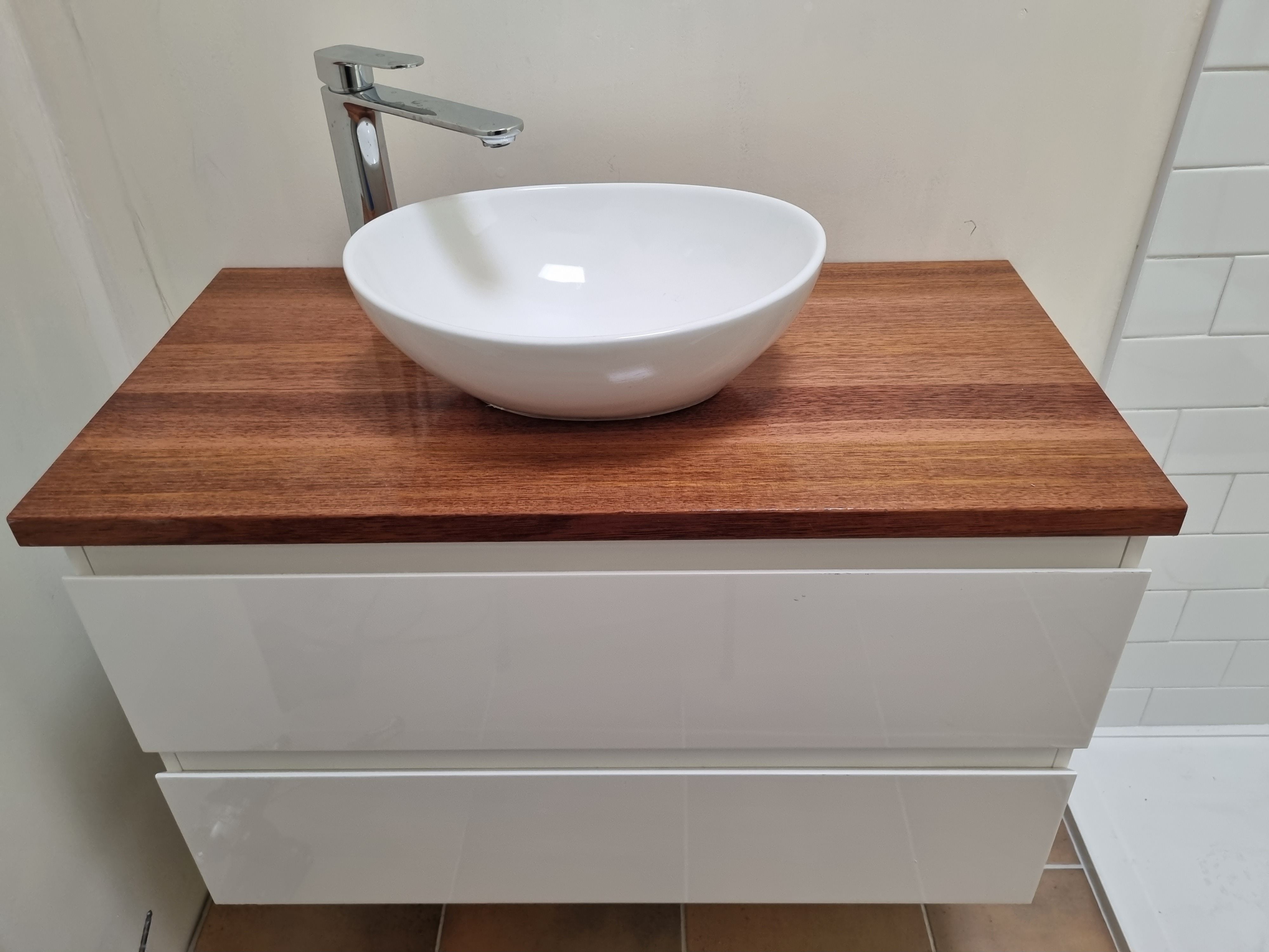 How to remove the drawers in a Mondella Bunnings community