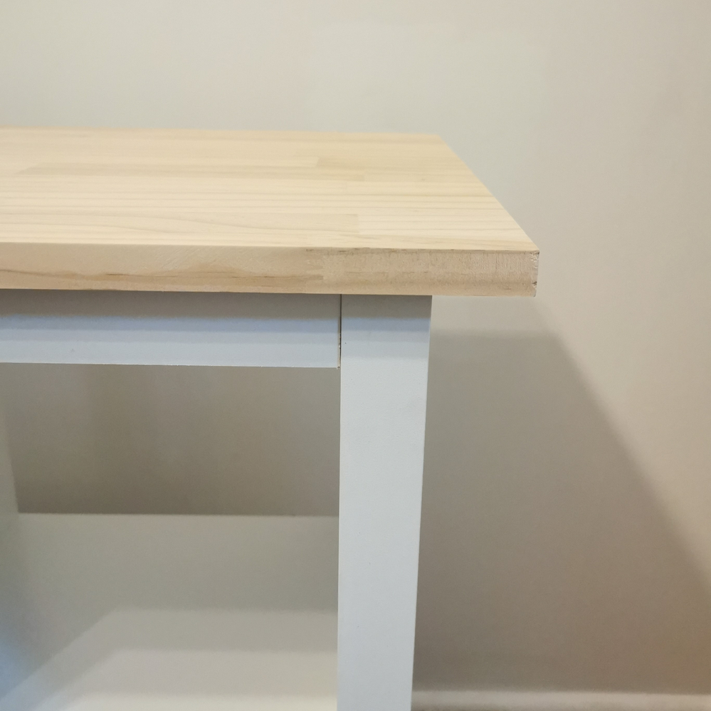 3.1 Positioning top with overhang.png