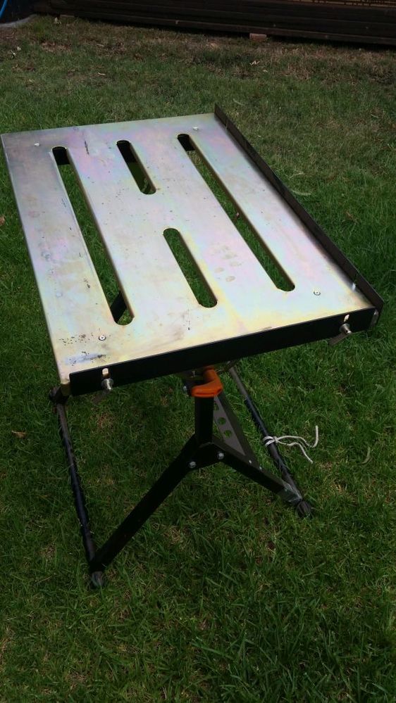 Small welding table