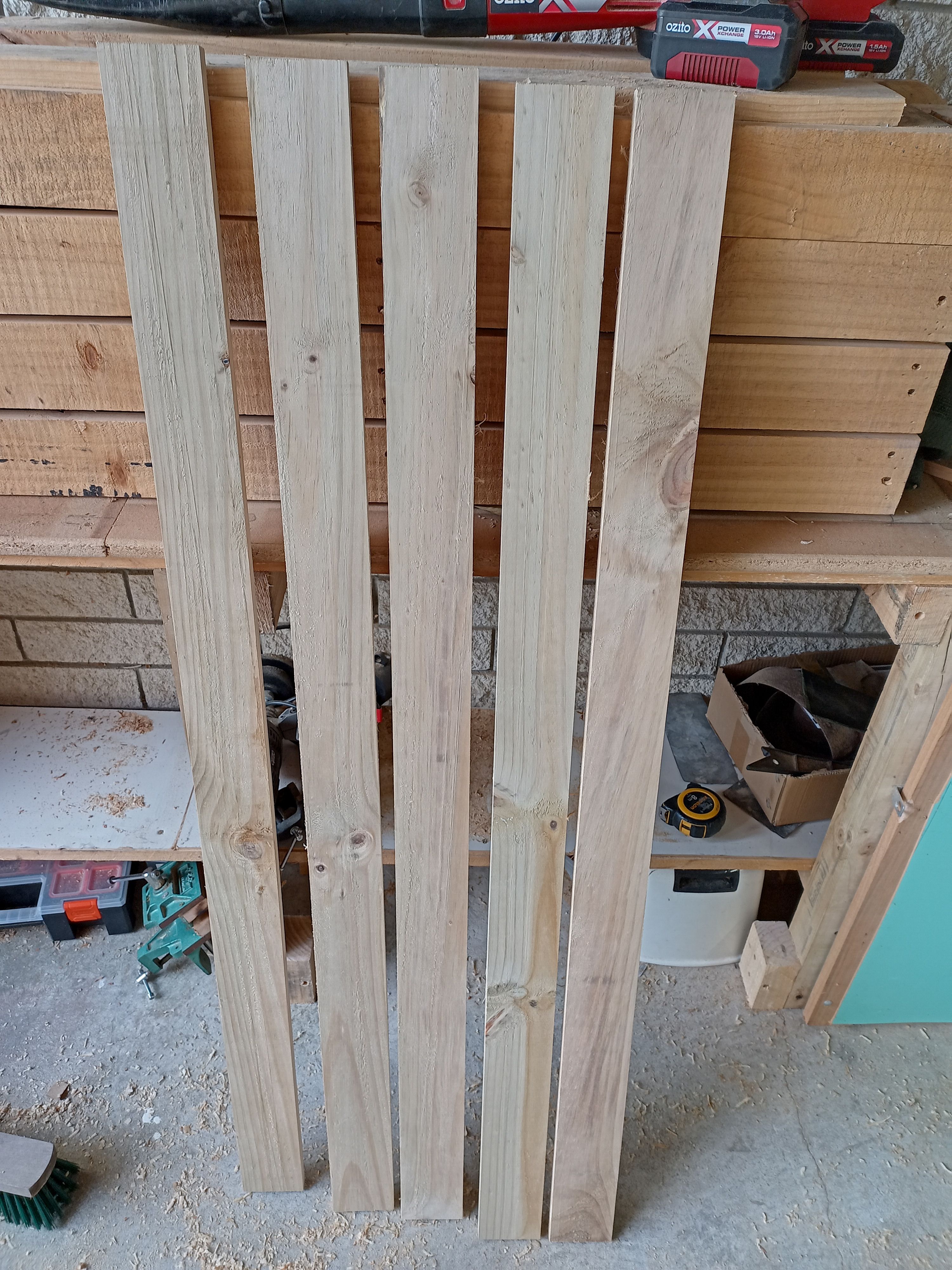 Paling bench seat using recycled timber Bunnings community