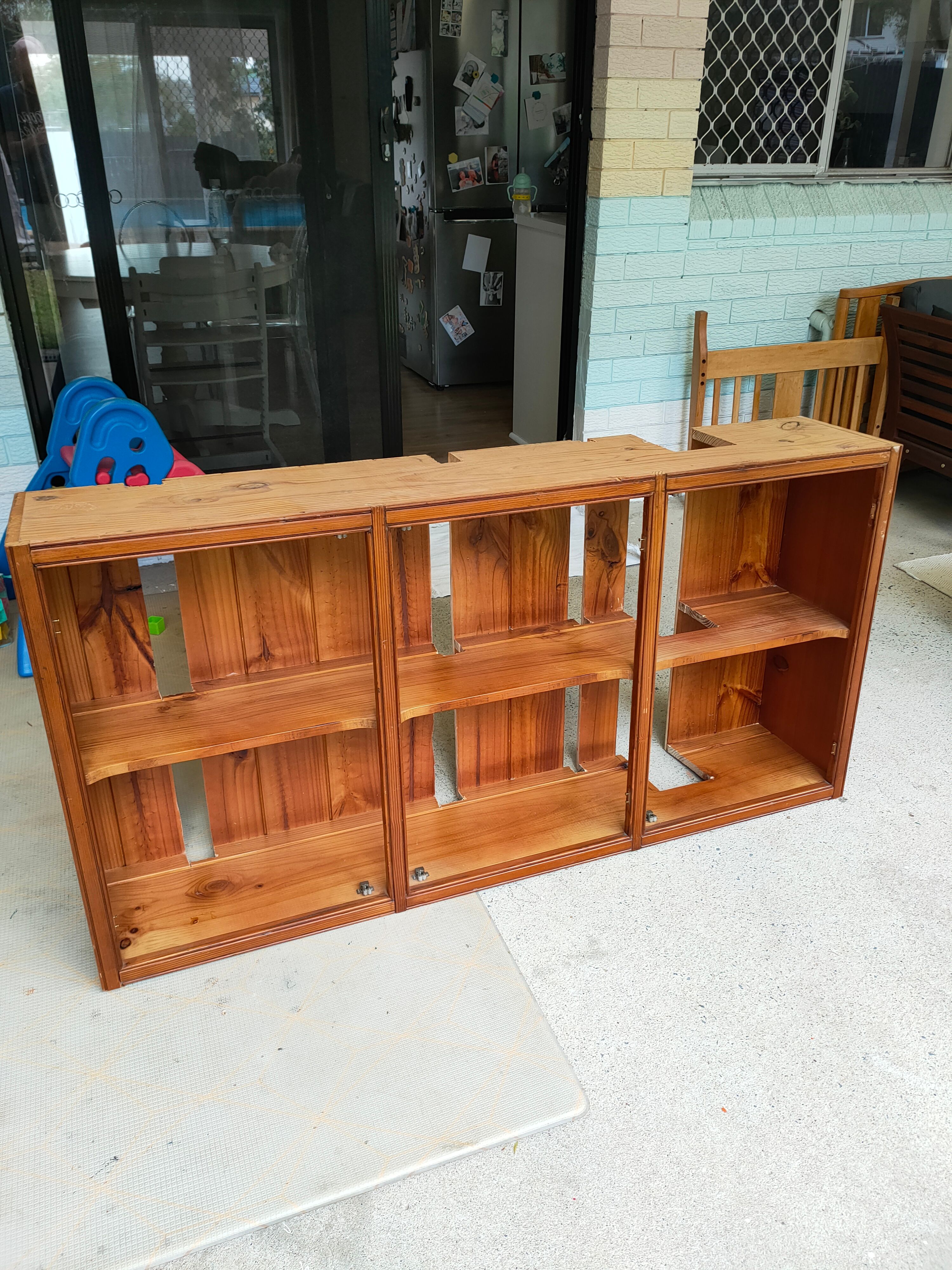 How to mount a hutch on a brick wall? Bunnings community