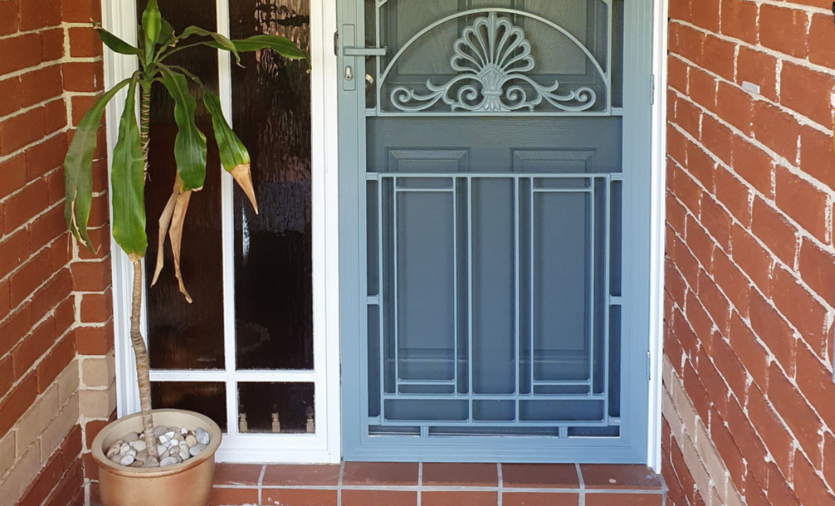 9 ways to update your front door Bunnings community