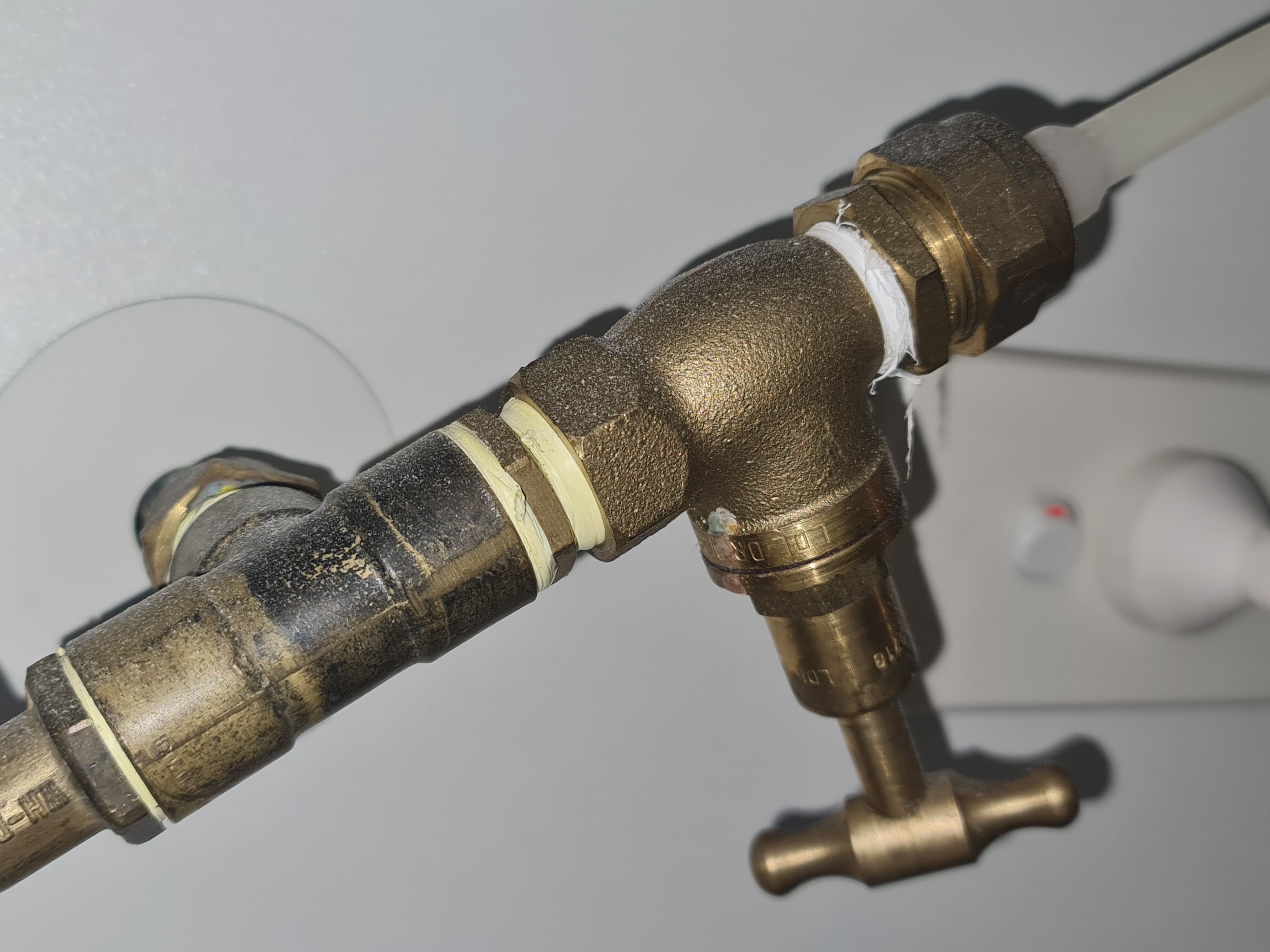 Solved How do I remove existing fittings to ins... Bunnings