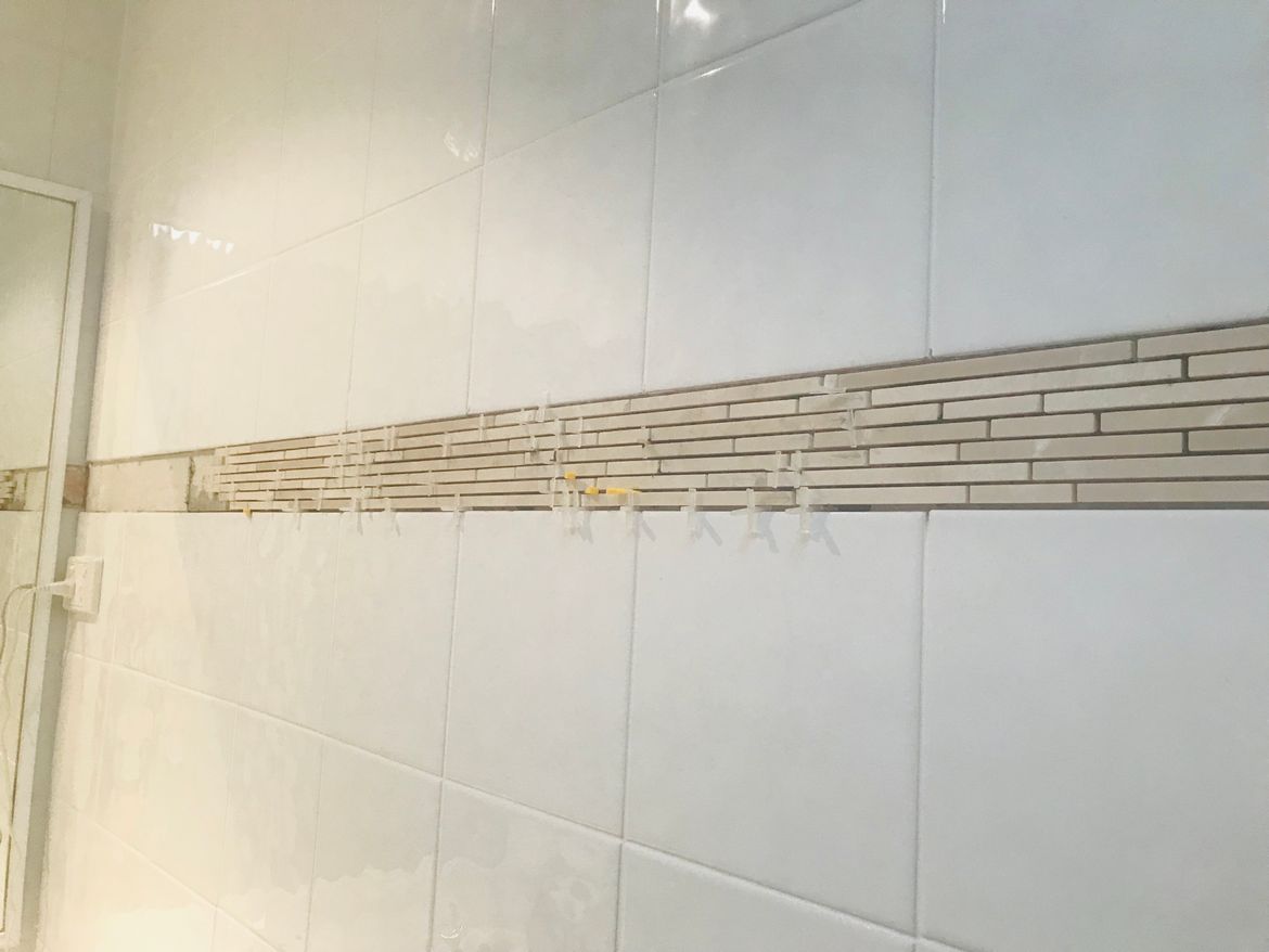 Trim tiles installed - very fidly work.  Will go for a different type of tile next time!