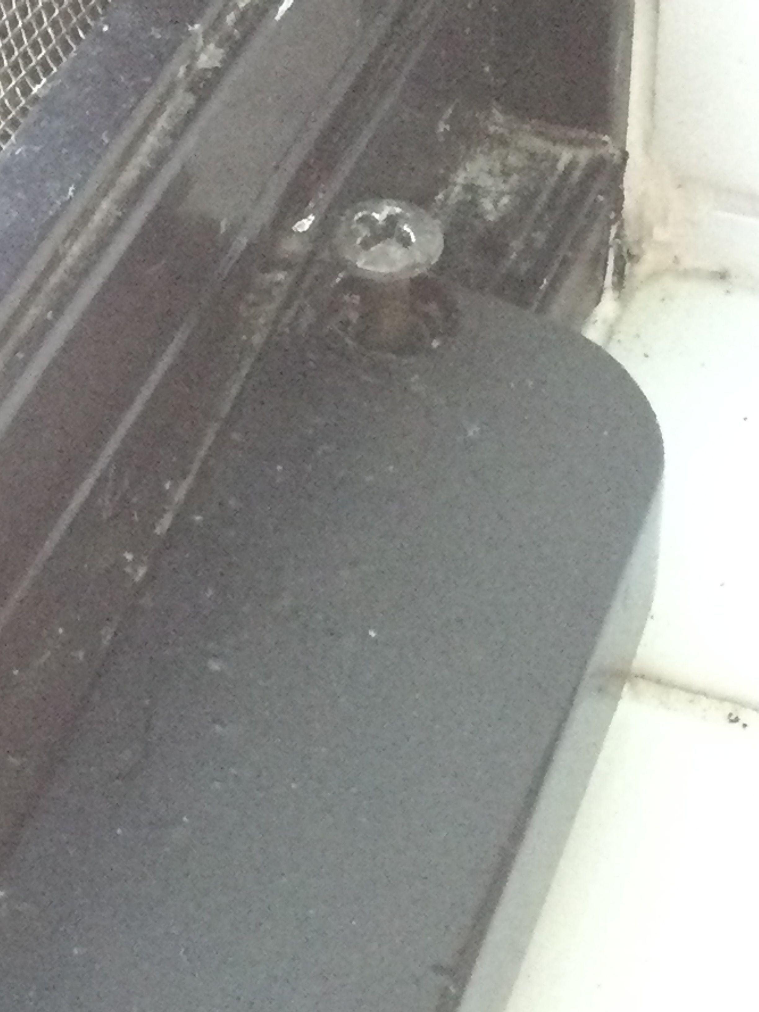 How to remove a jammed screw on my windo... Bunnings community